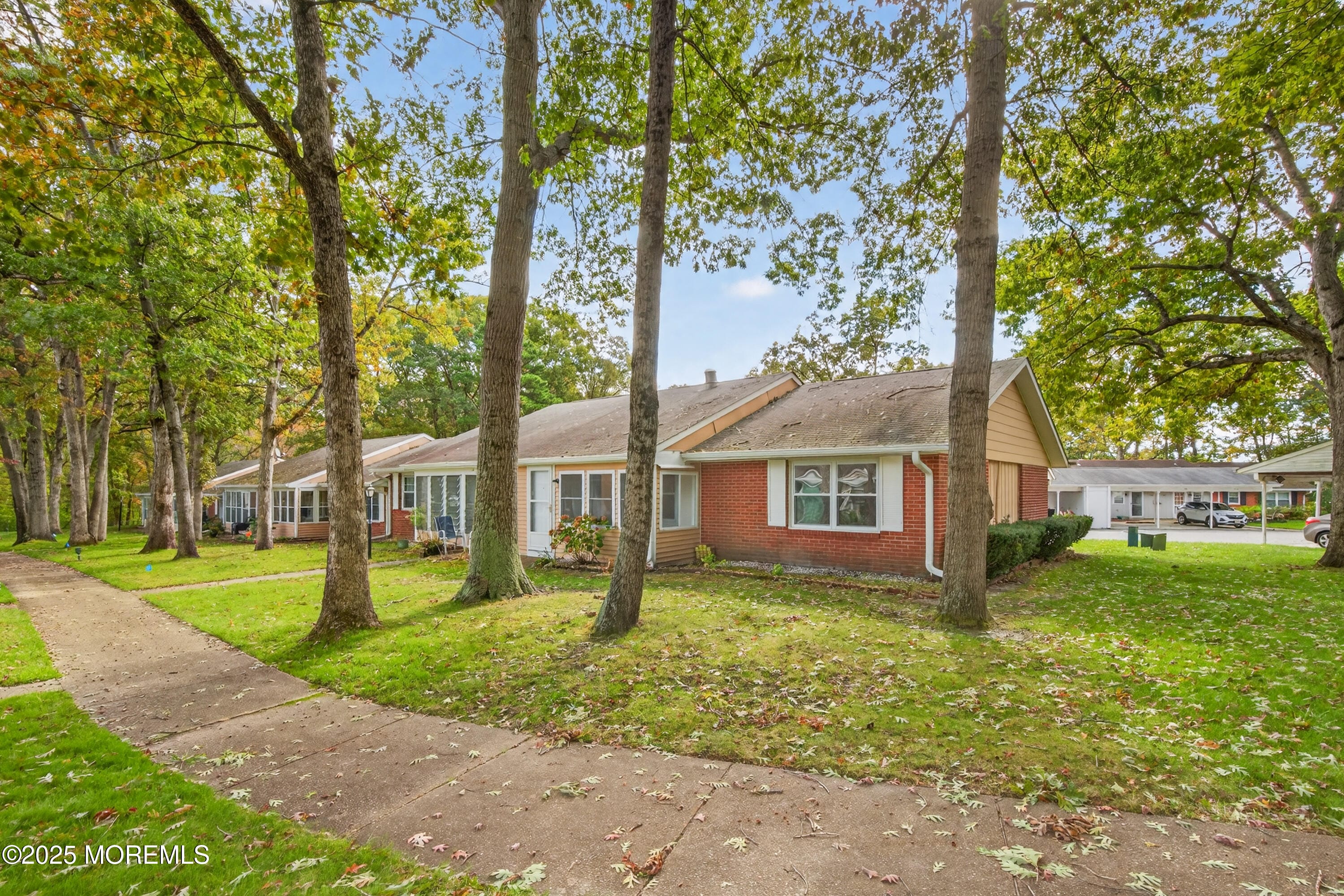 72F Dorchester Drive Image 4