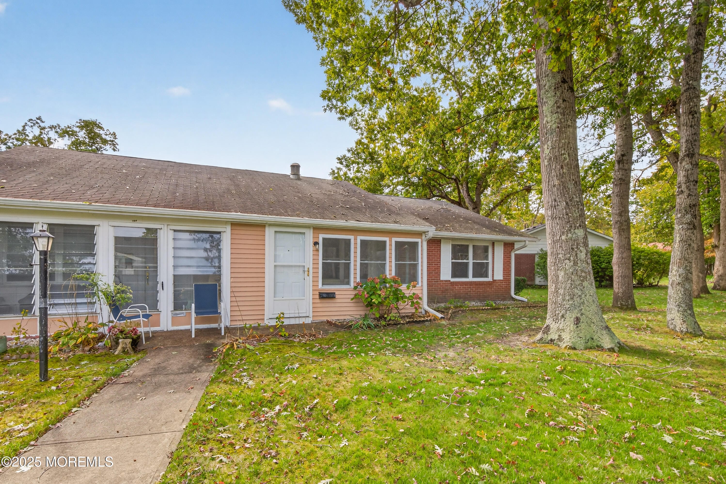 72F Dorchester Drive Image 3