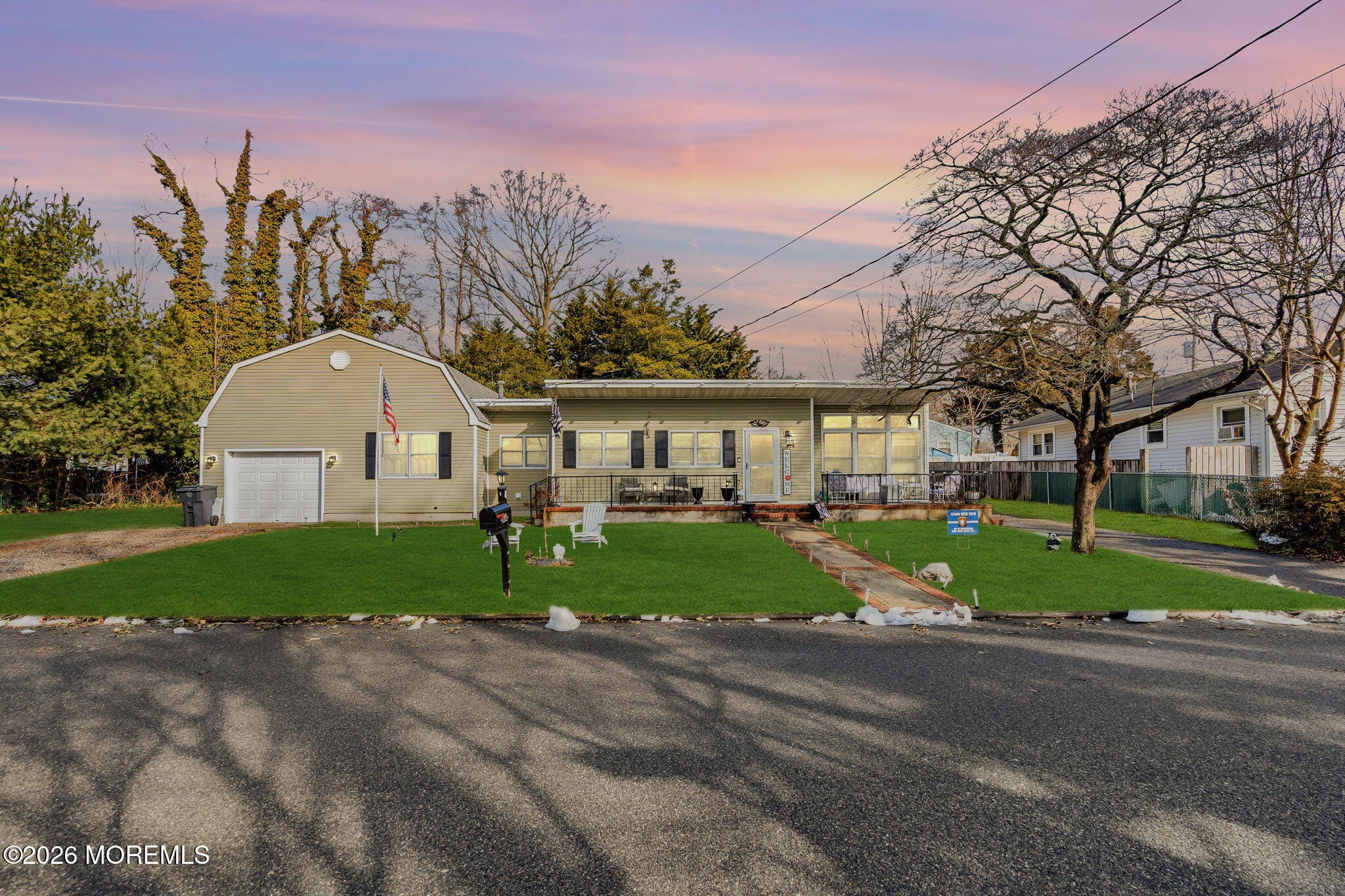 4 Spring Street Image 2