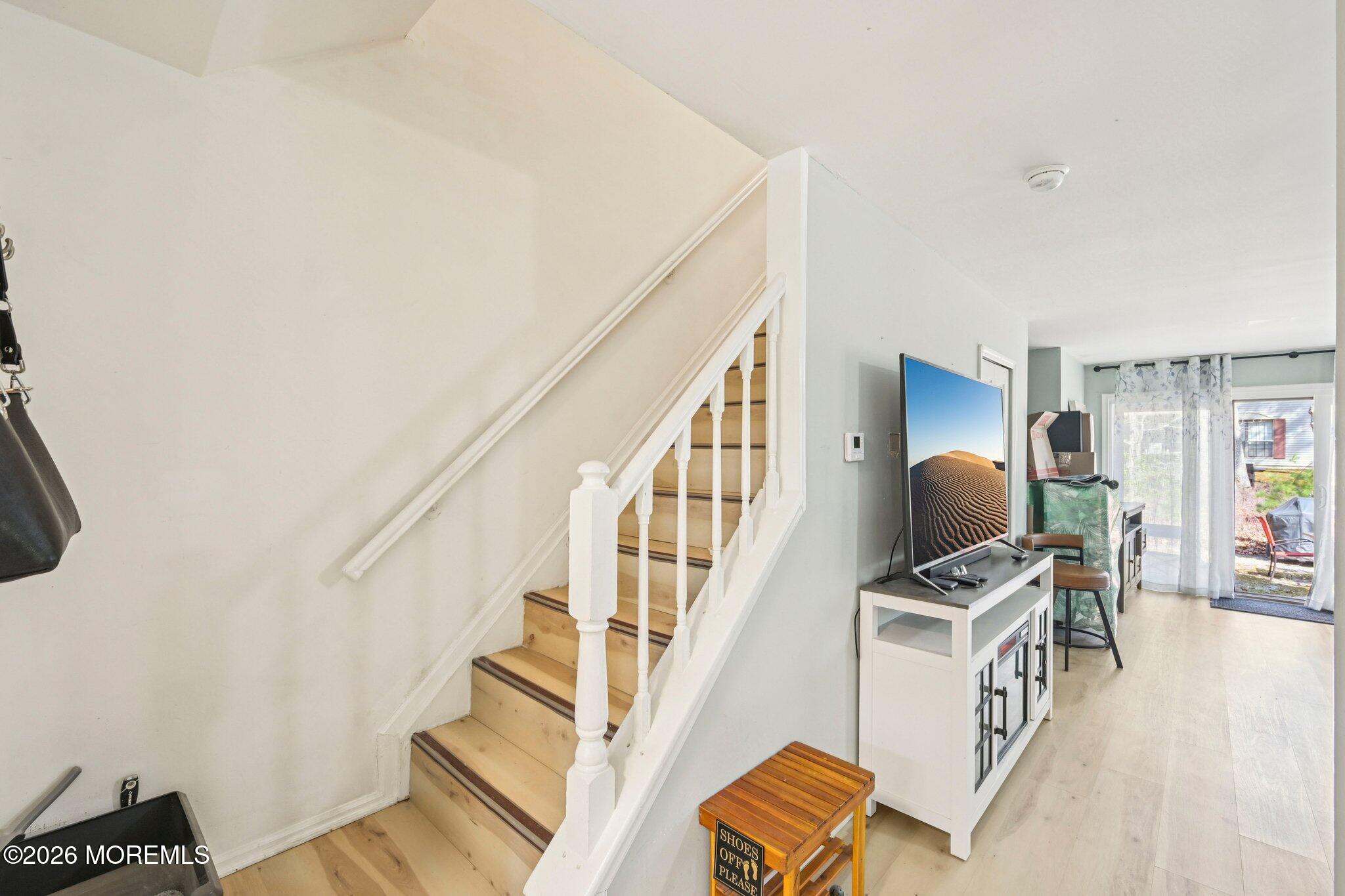 20 Greenwich Drive 2206 Image 5