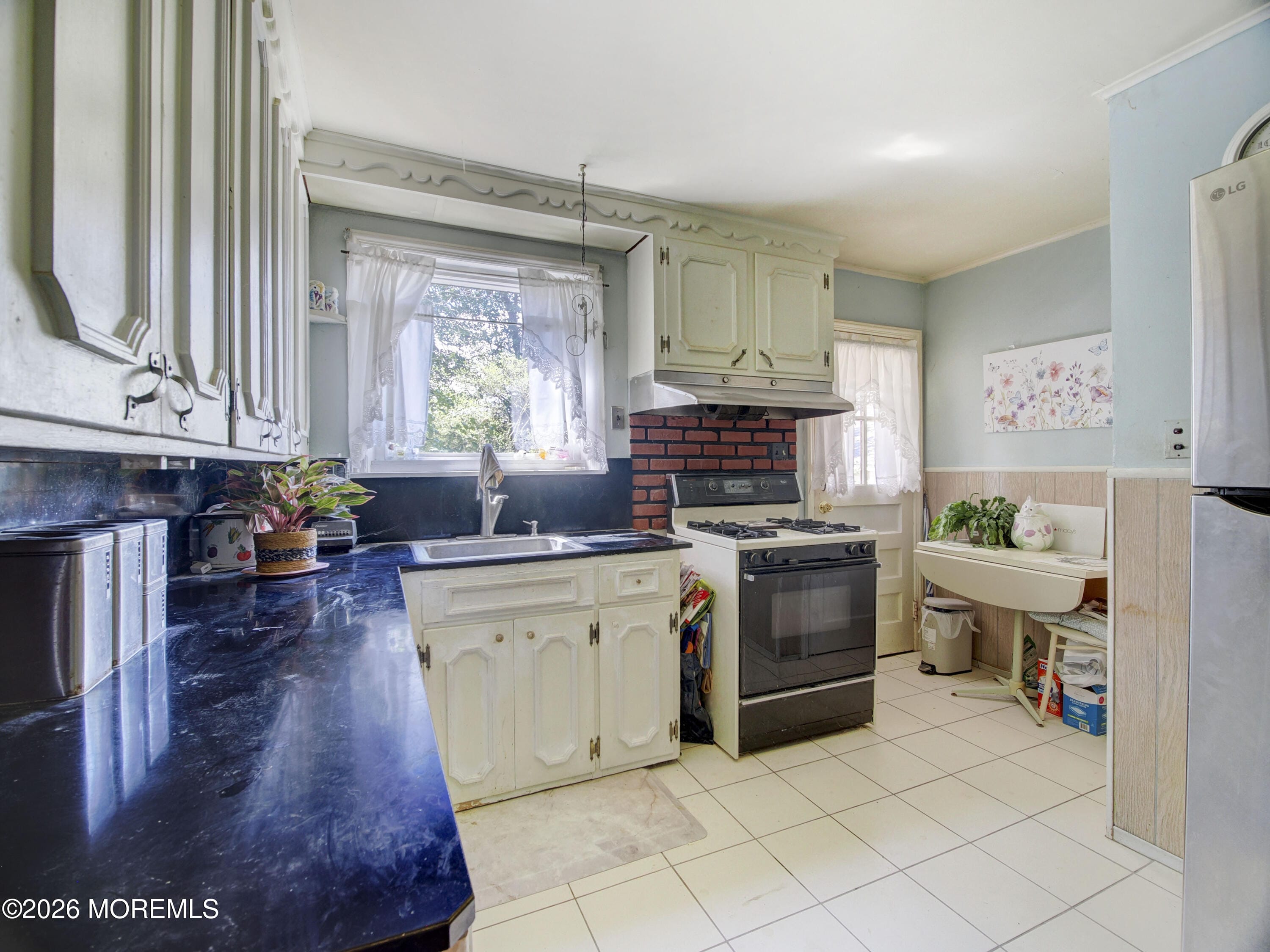 224 Chatham Avenue, Oakhurst, NJ, 07755 image 13