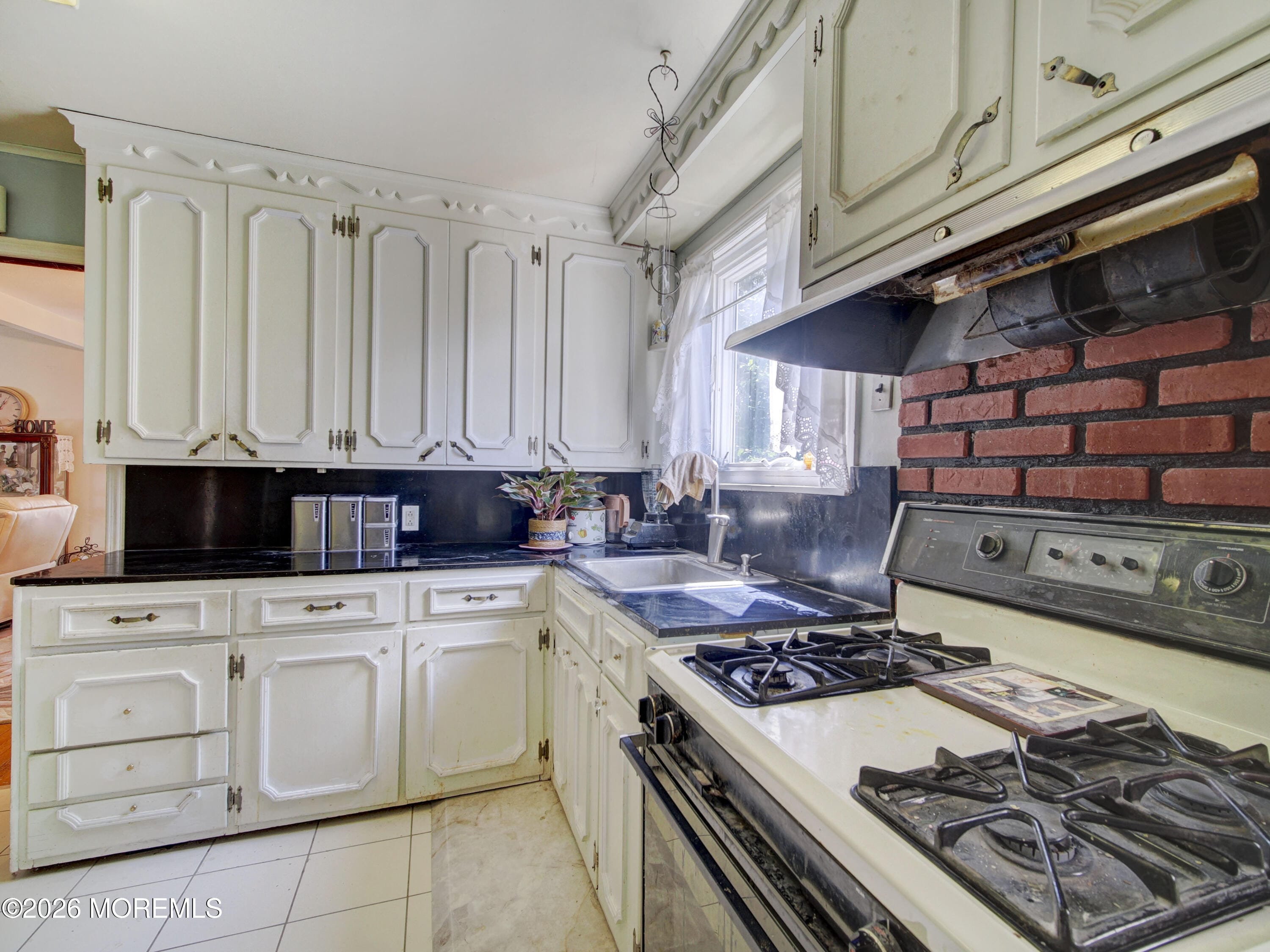 224 Chatham Avenue, Oakhurst, NJ, 07755 image 15