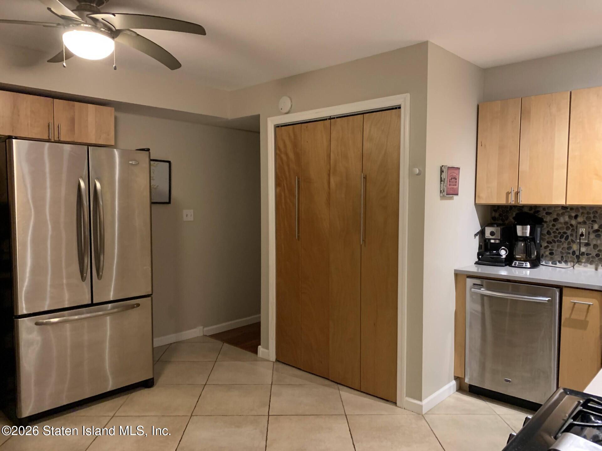 15 Lava Street, Staten Island, NY, 10305 image 9