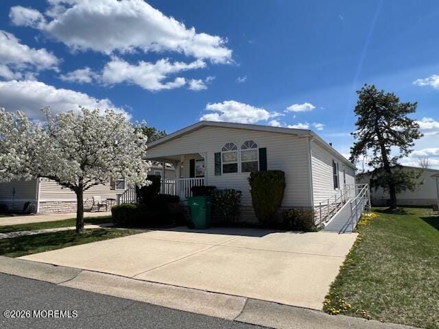 27 Pine Ridge Boulevard Image 2