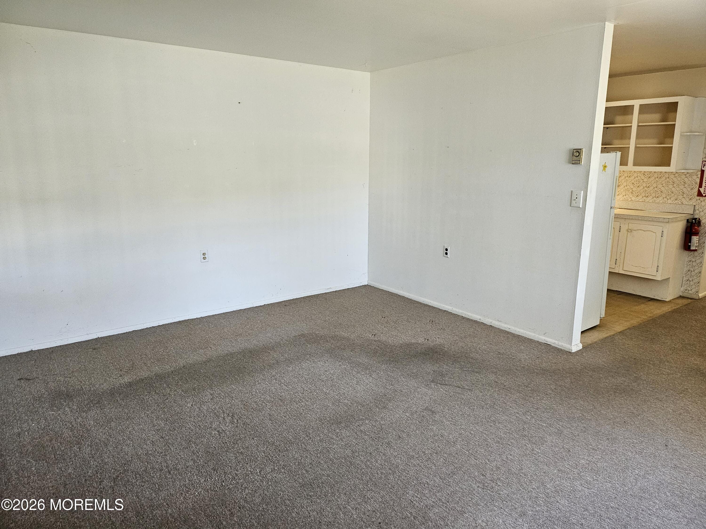 533 Dartmoor Court F Image 3