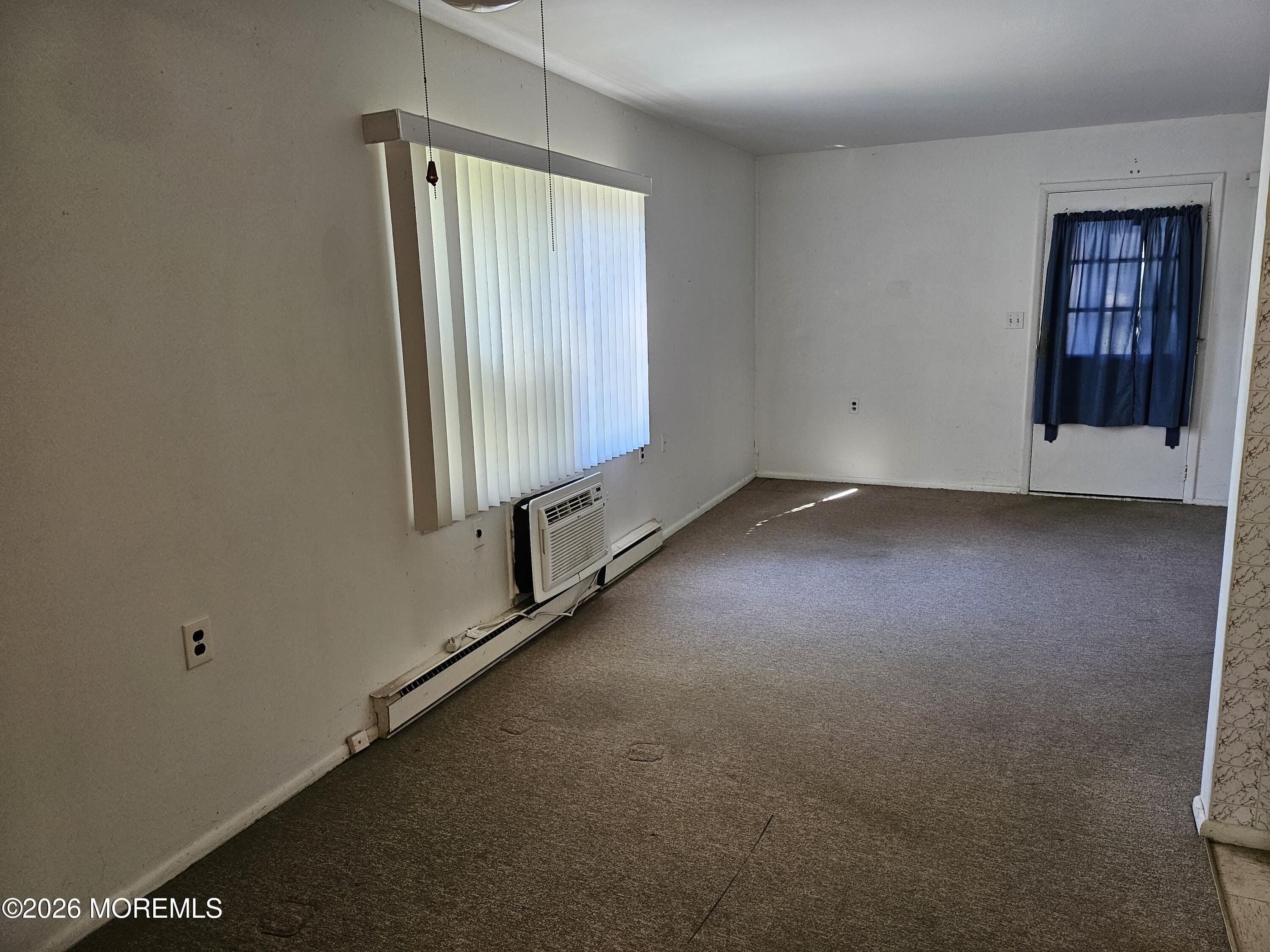 533 Dartmoor Court F Image 4