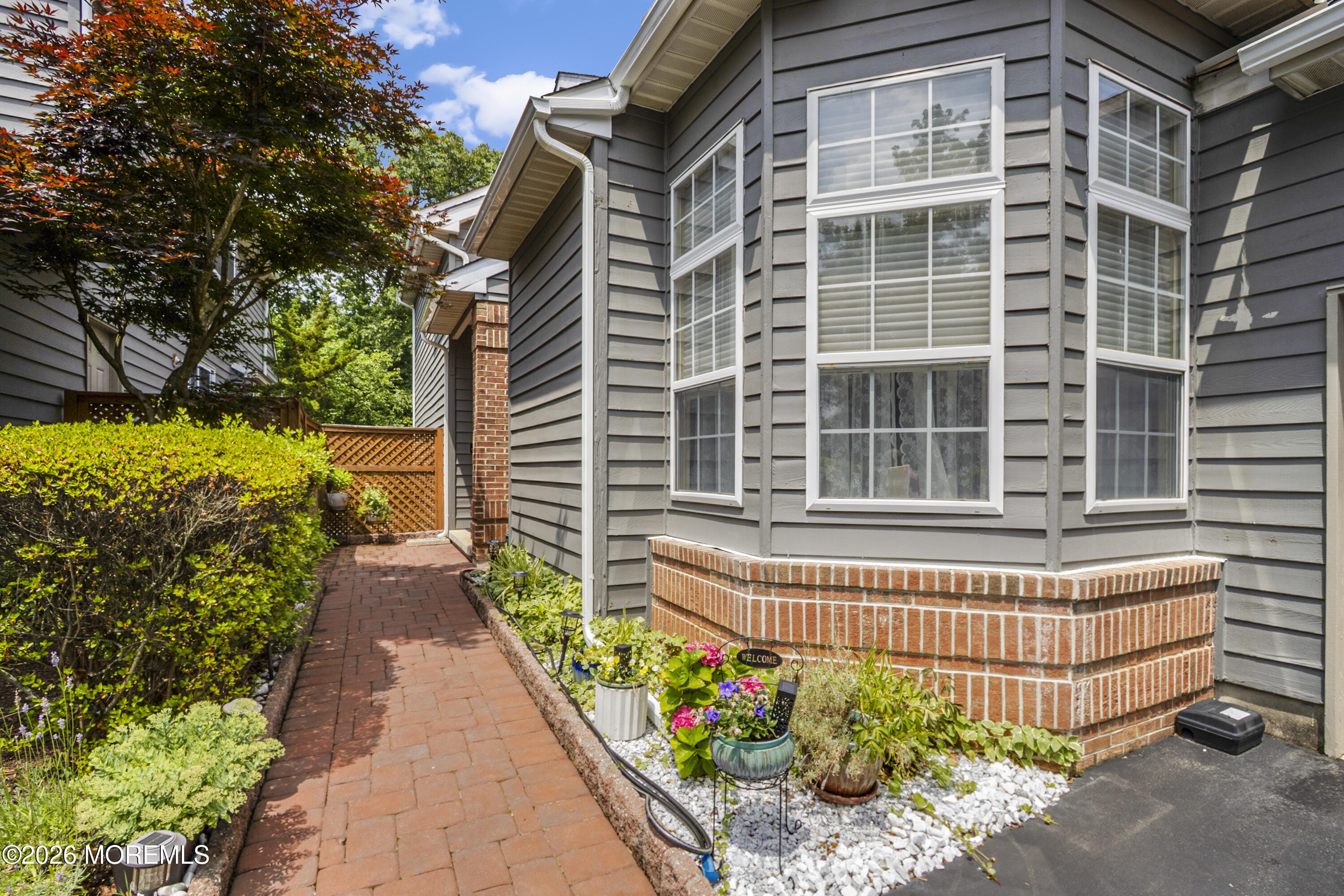 22 Fairway Boulevard Image 3