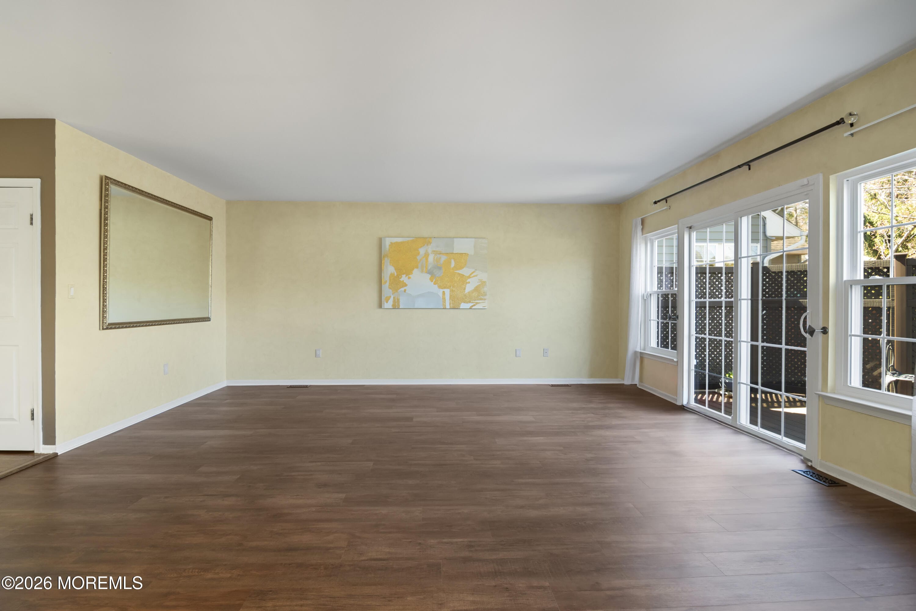 22 Fairway Boulevard Image 5