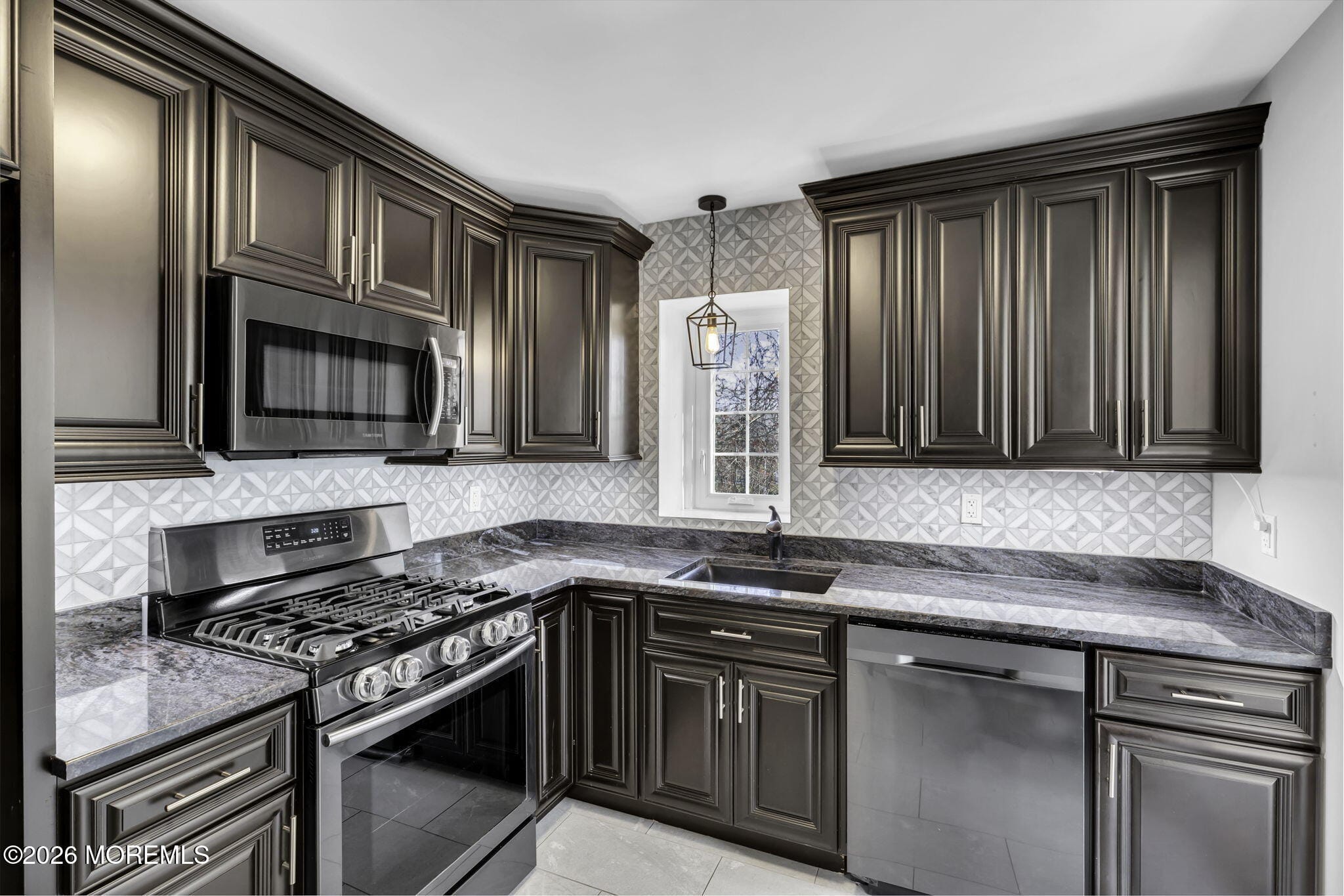 231 Atlantic Street 55 Image 2