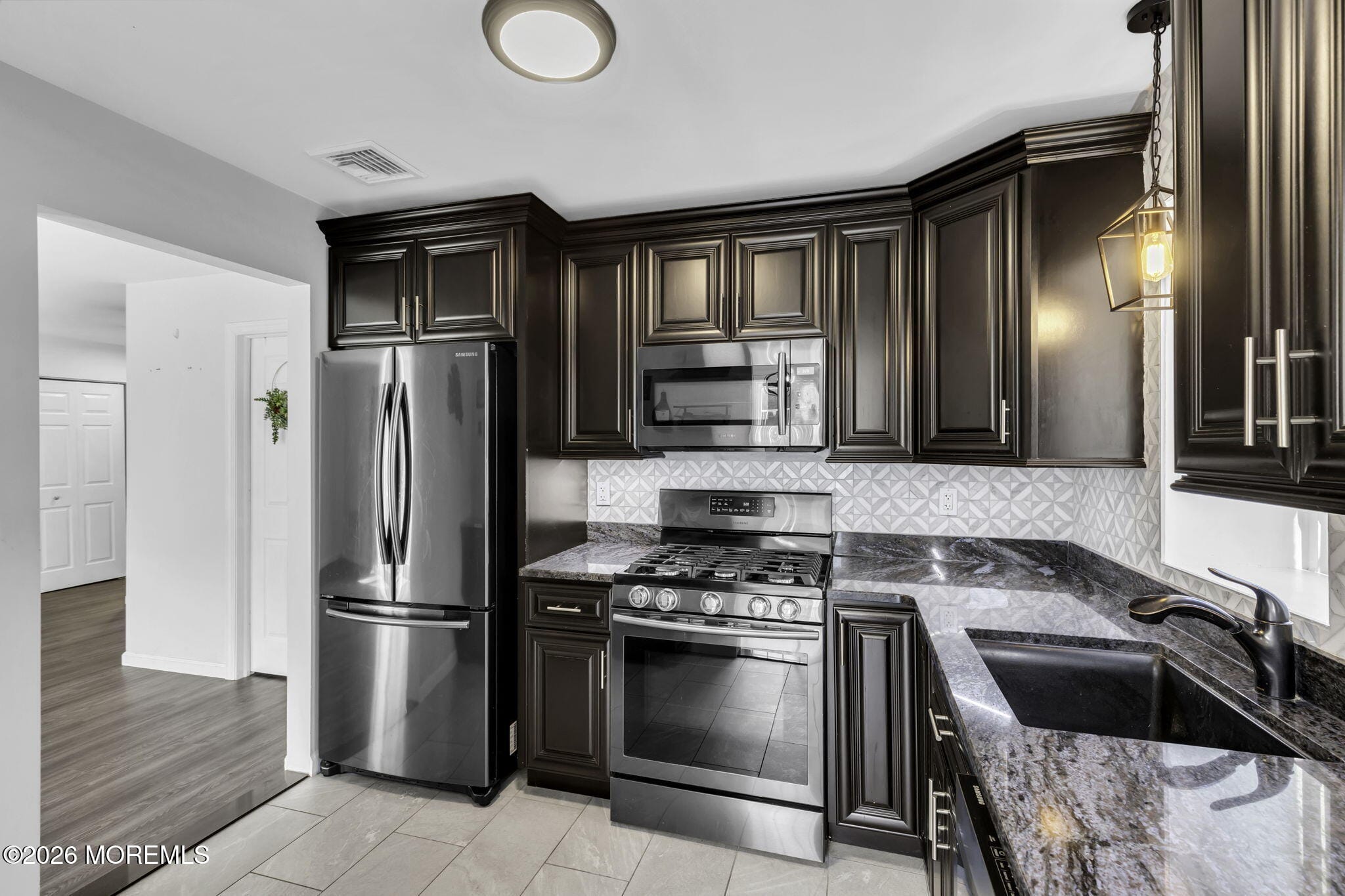 231 Atlantic Street 55 Image 3