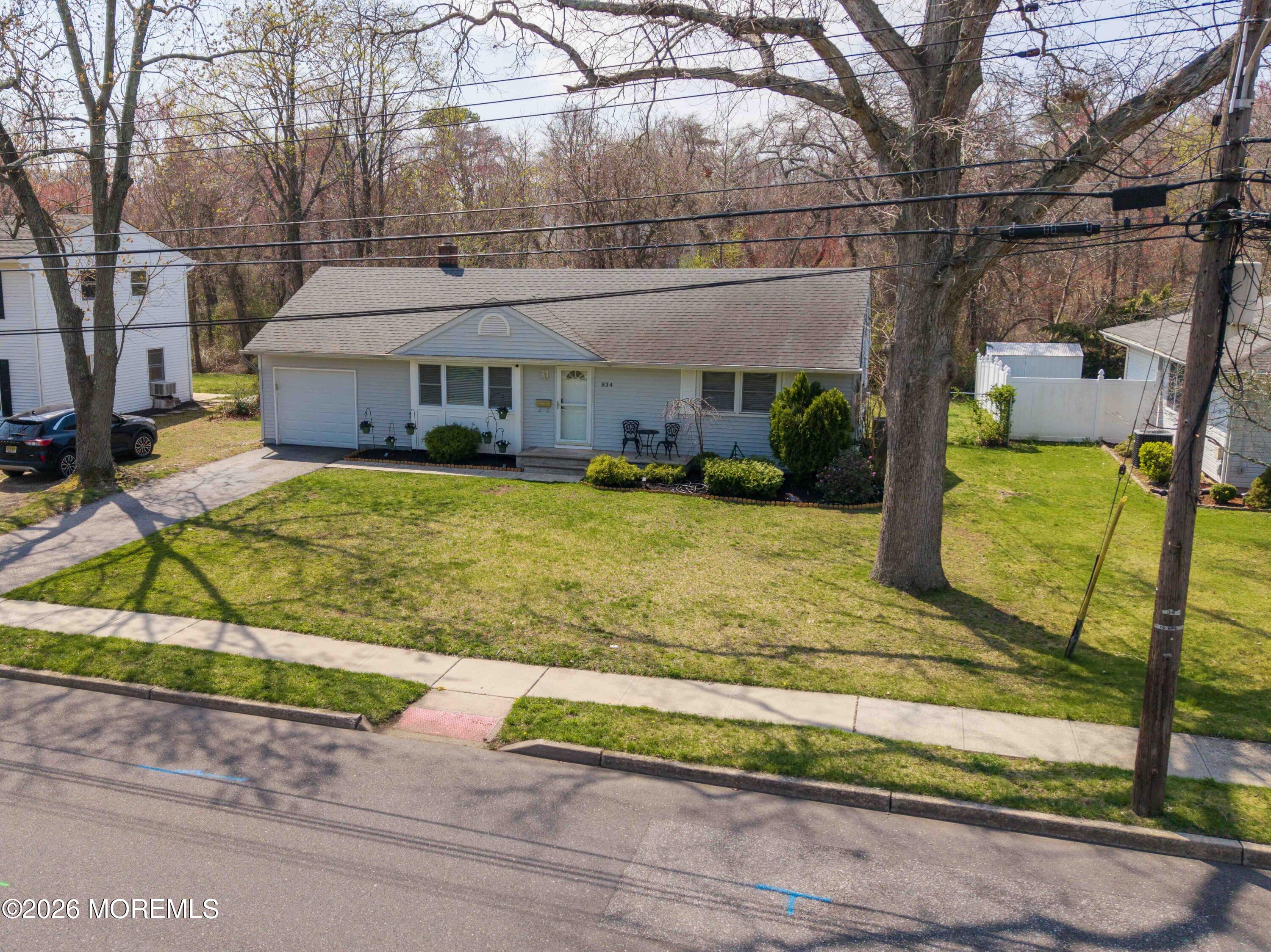 834 Brookside Drive Image 2