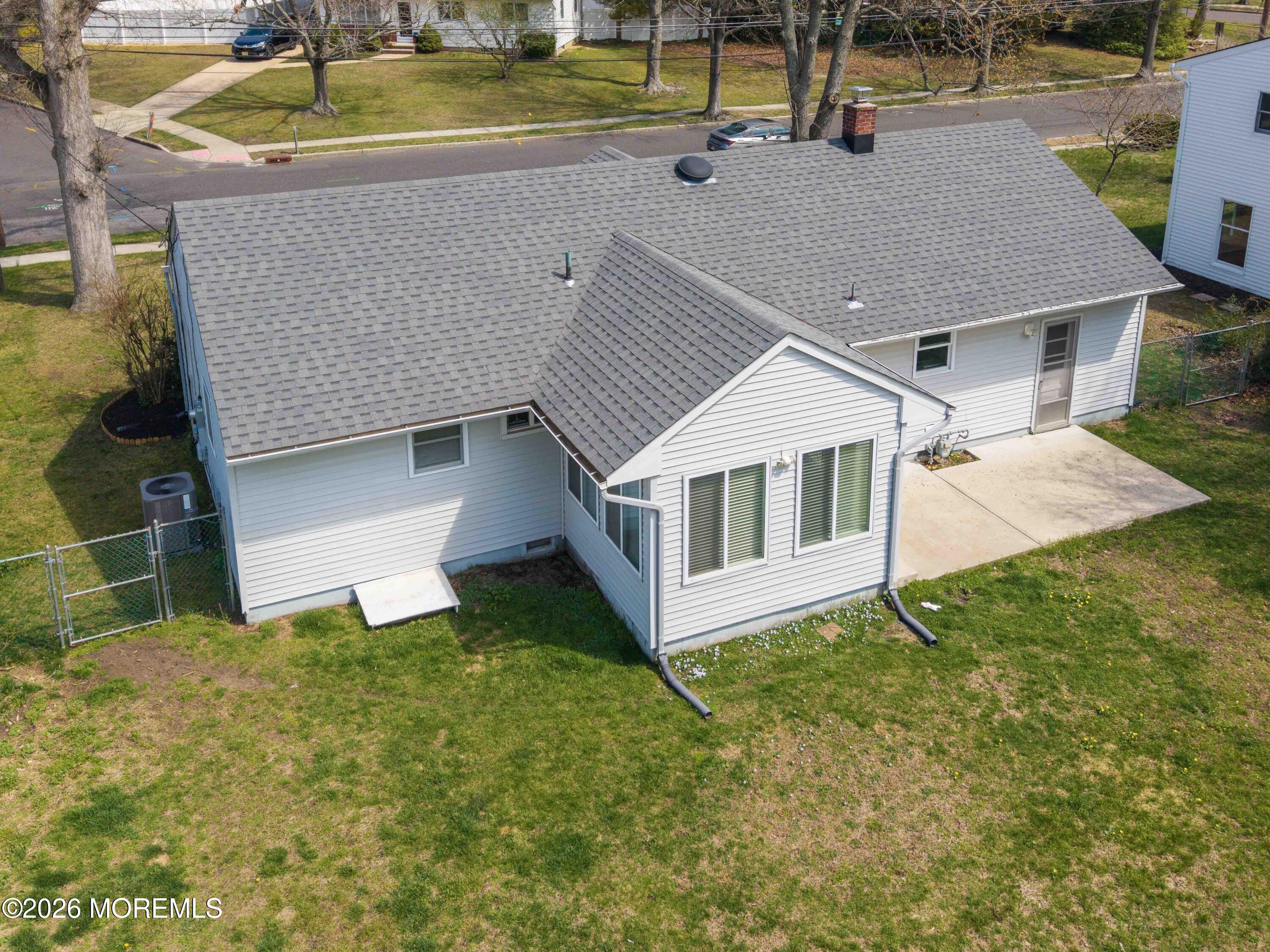 834 Brookside Drive Image 5