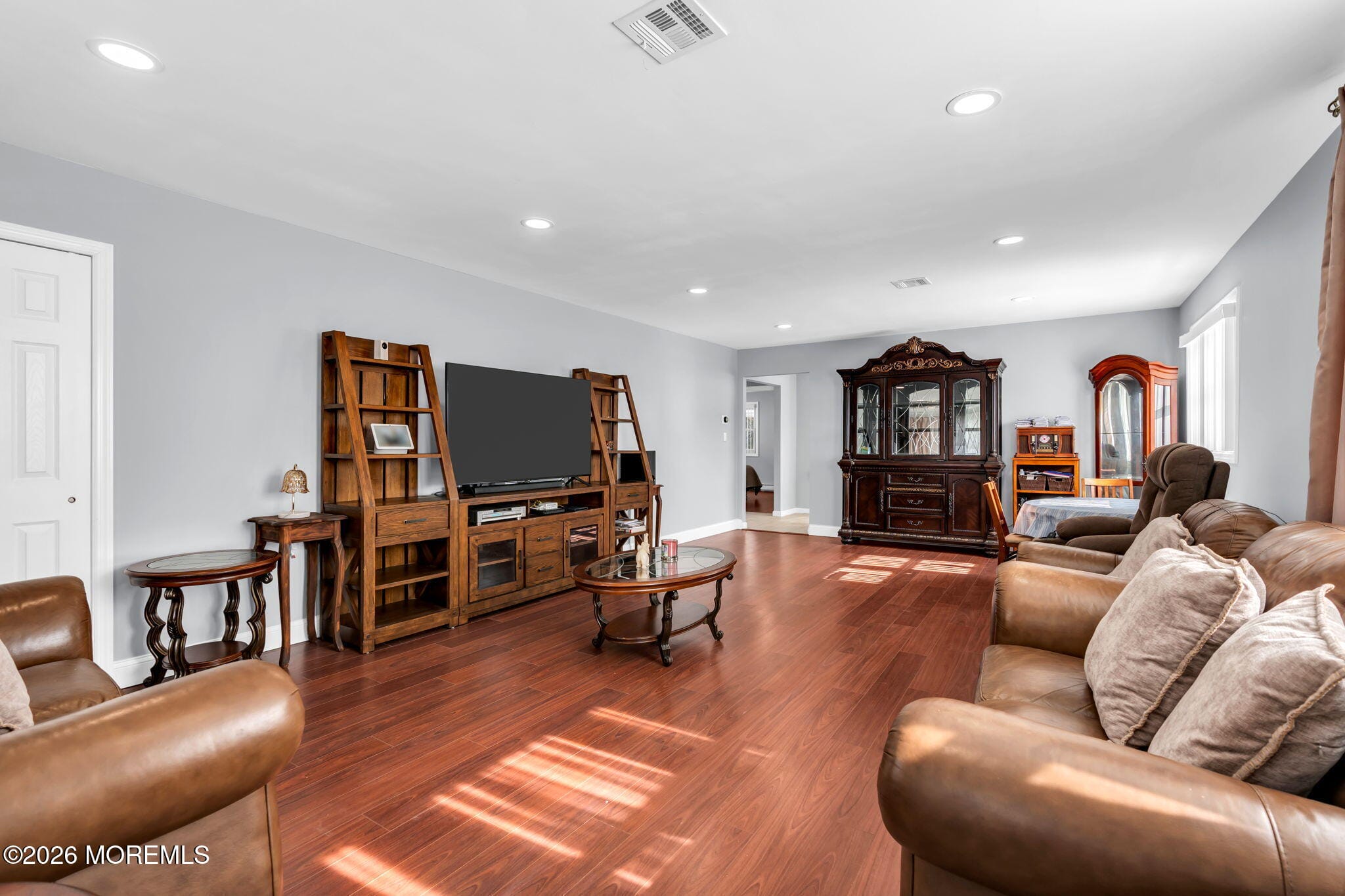 2 Liberta Drive Image 4