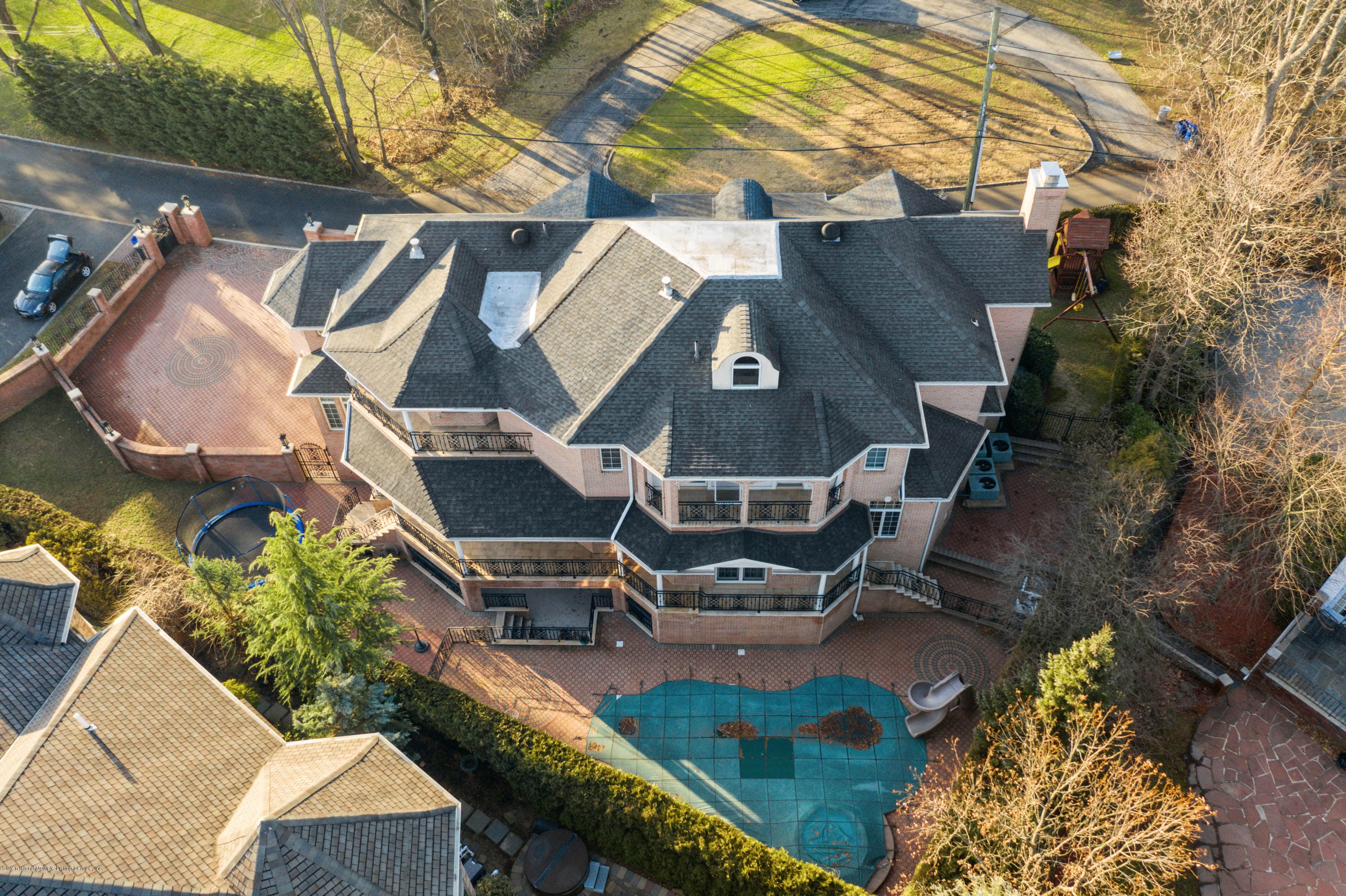 120 College Place Image 2