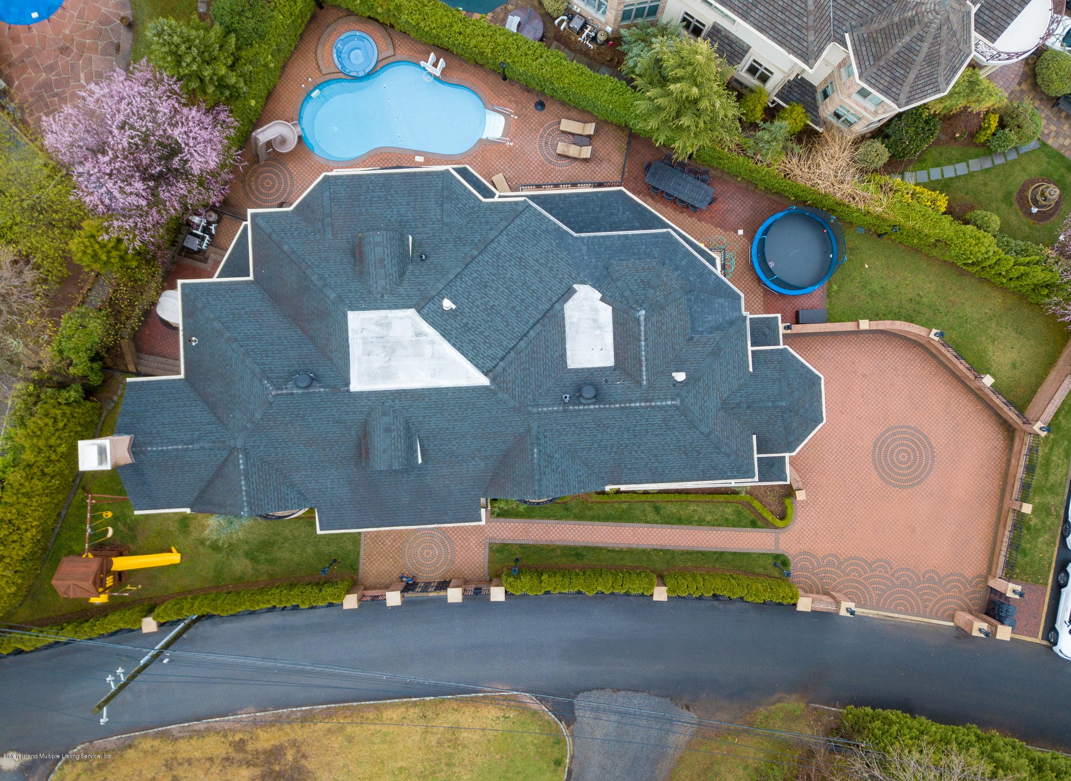 120 College Place Image 3