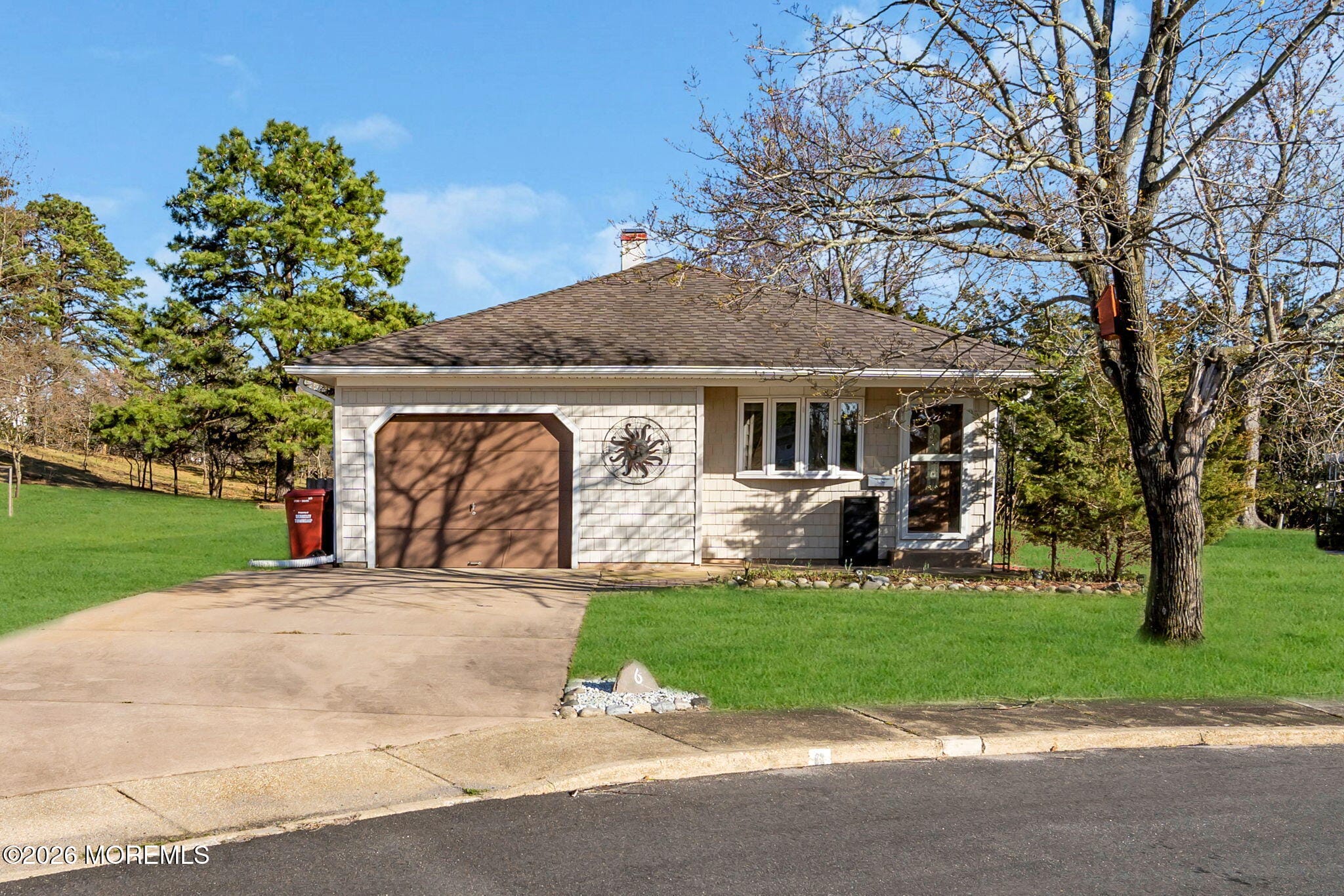 6 Marigot Court, Toms River, NJ, 08757