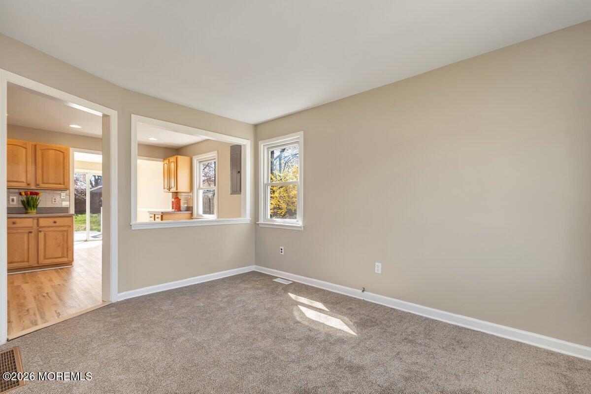 78 Liberty Place Image 4