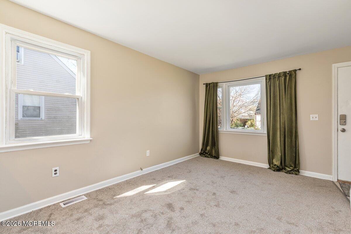 78 Liberty Place Image 3