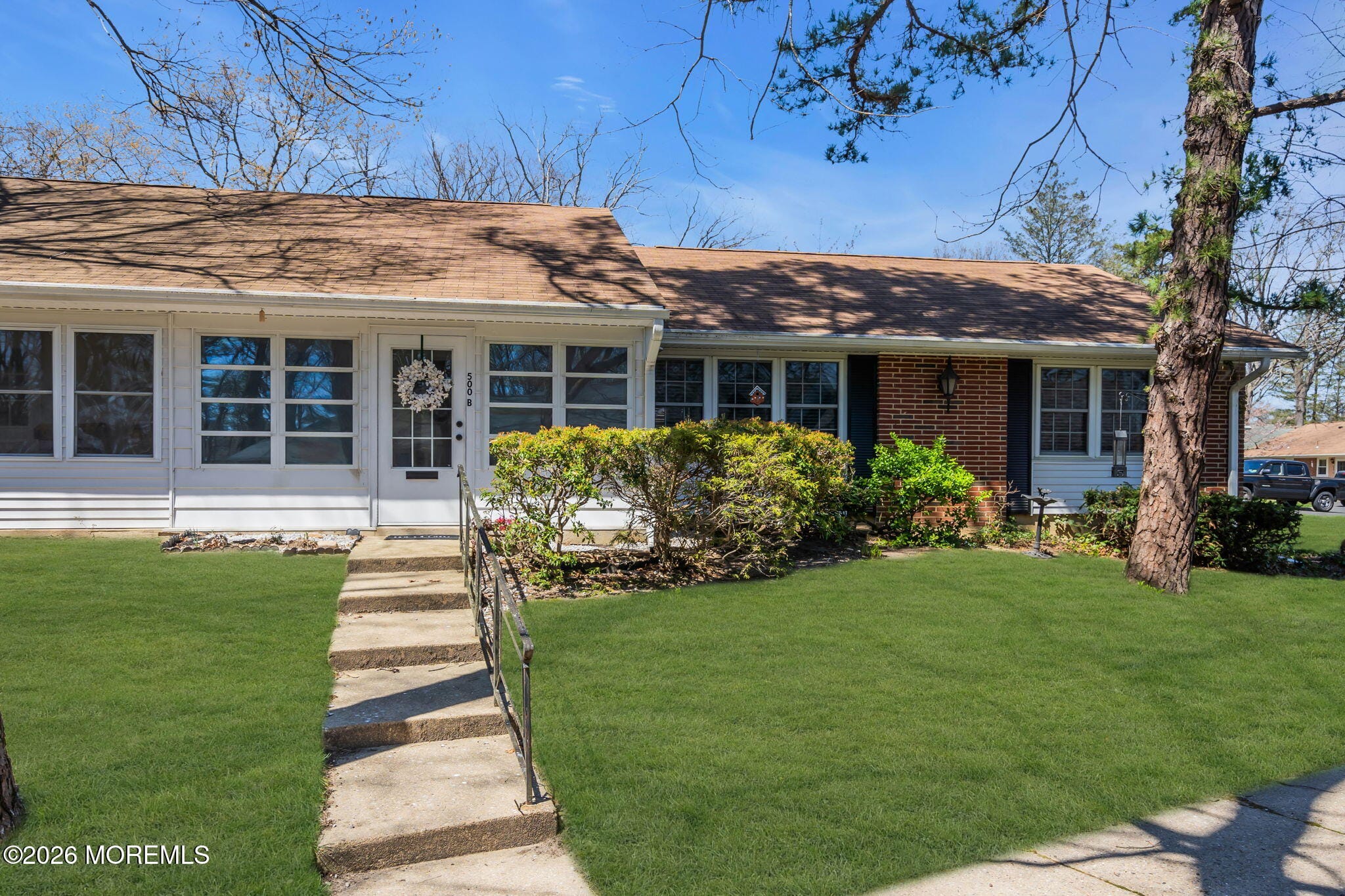 500B Thornbury Court B Image 2