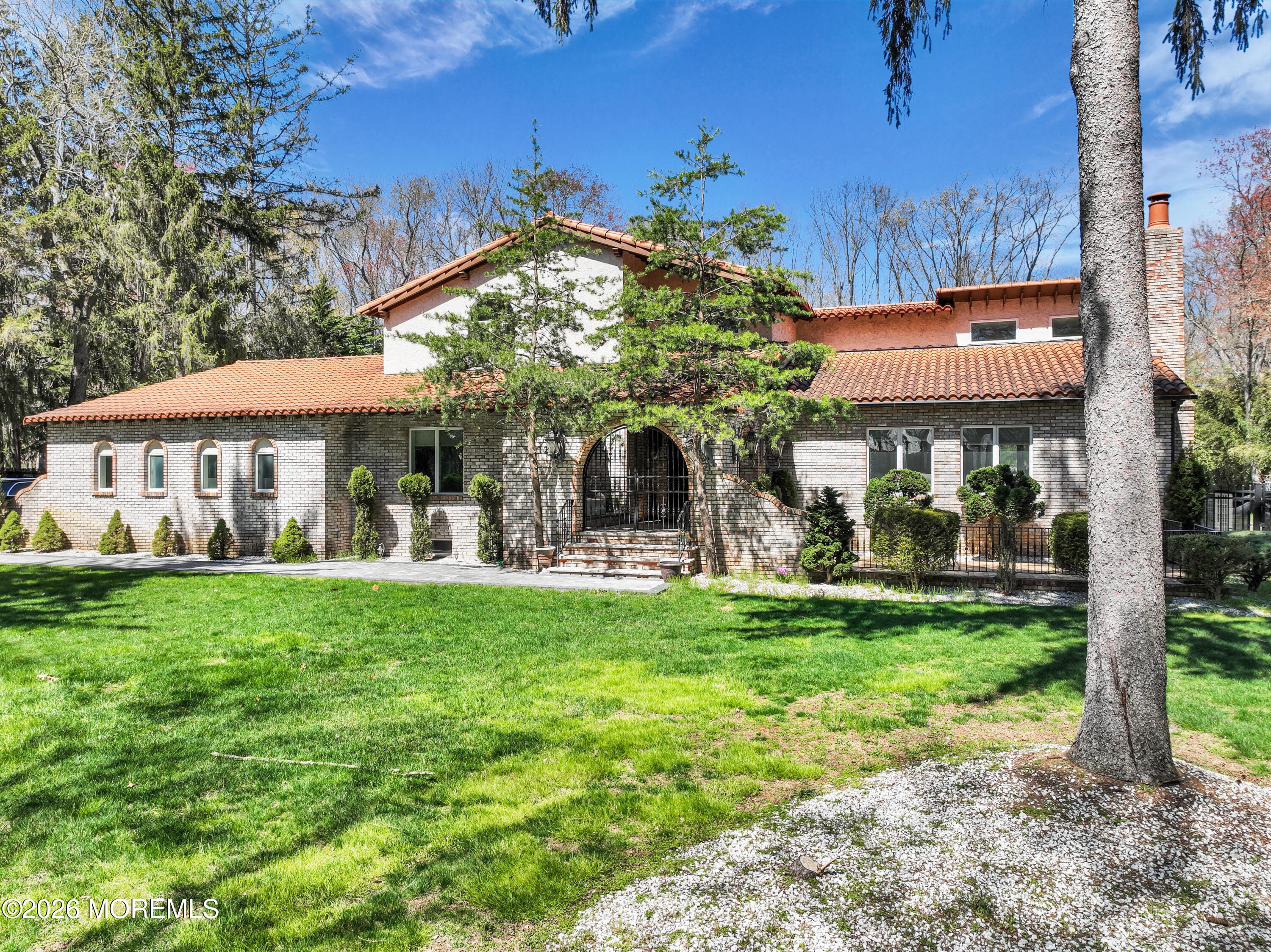 12 Red Fox Run Image 2