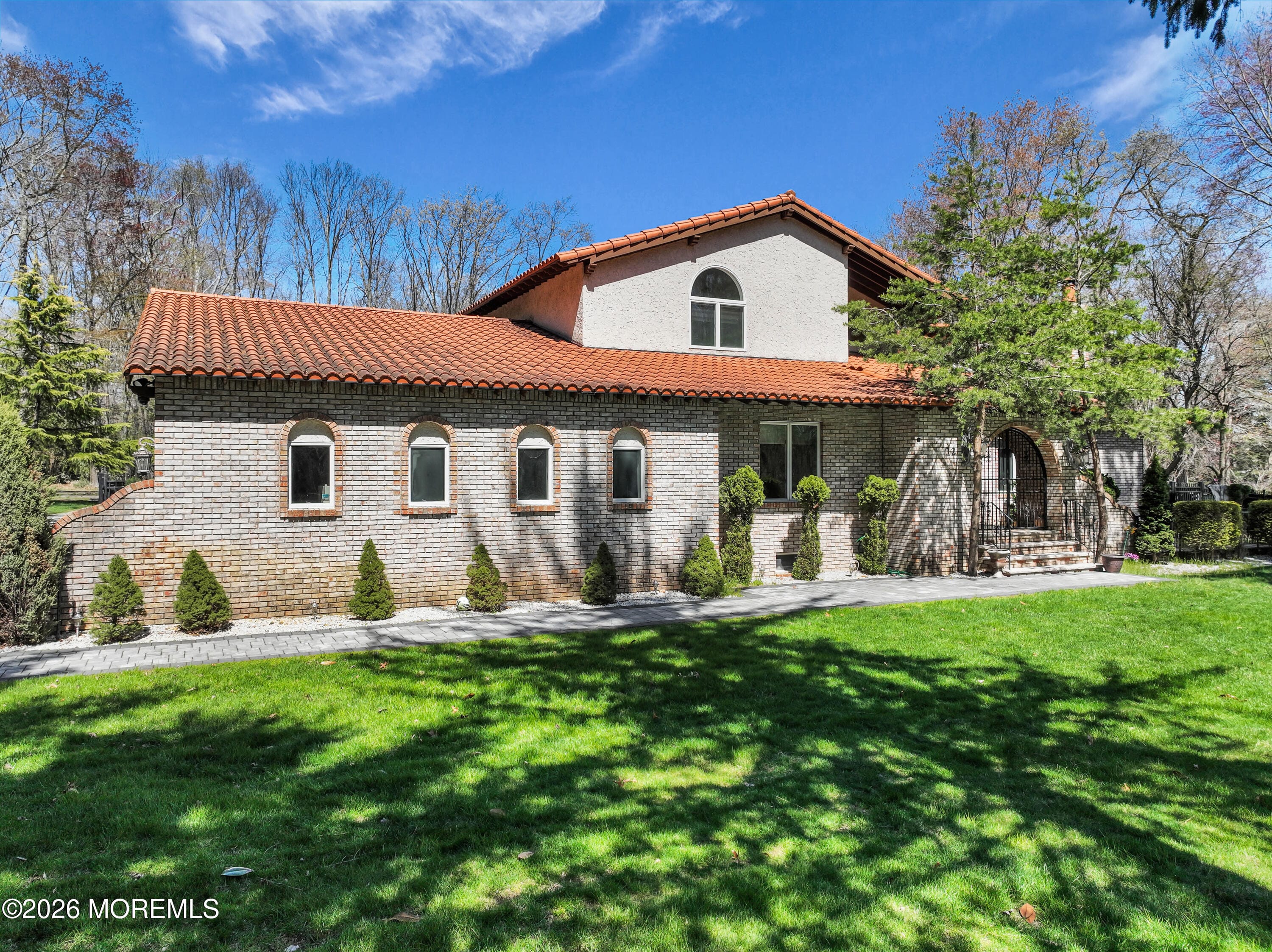 12 Red Fox Run Image 3