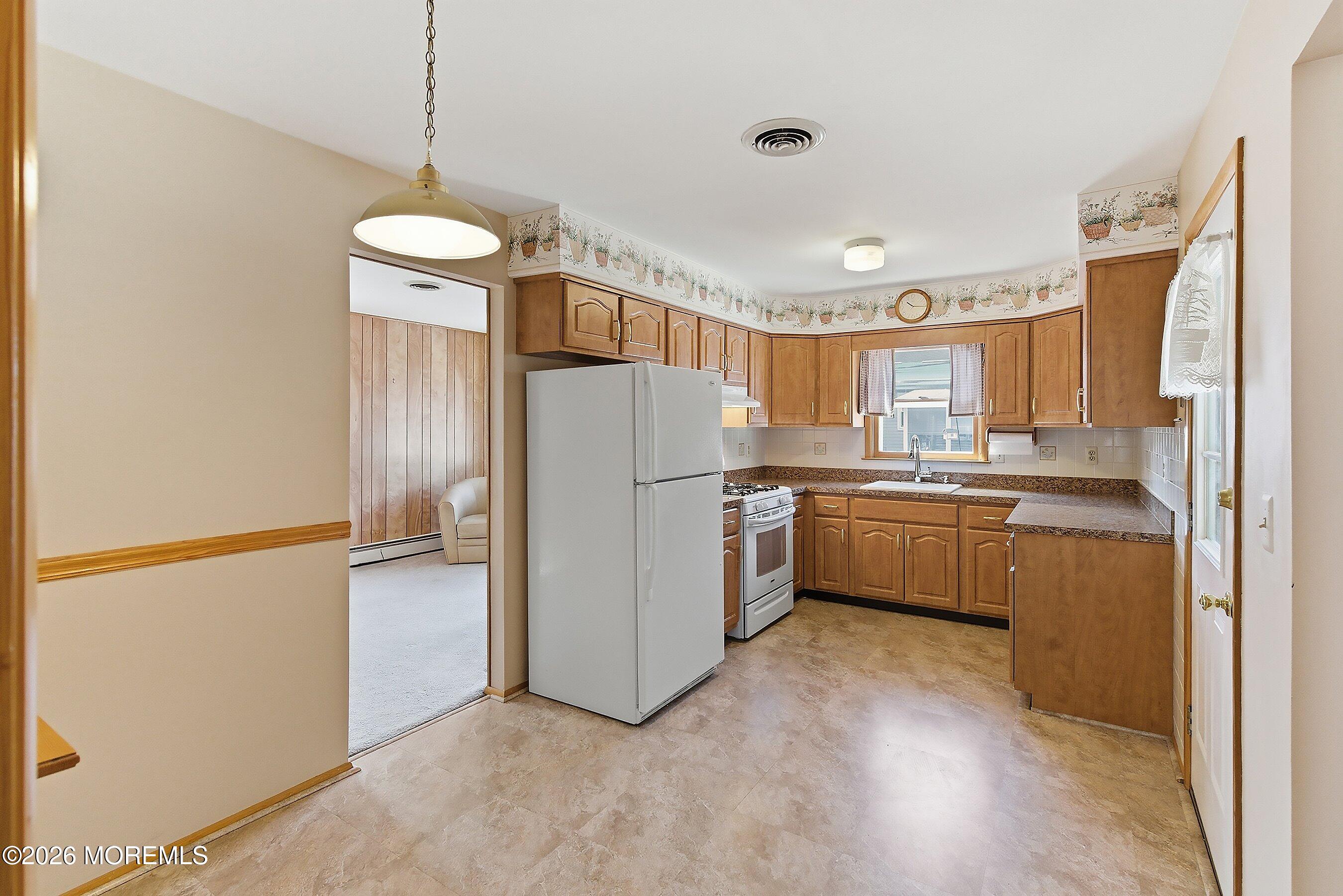 13 Thornton Road, Toms River, NJ, 08757 image 12