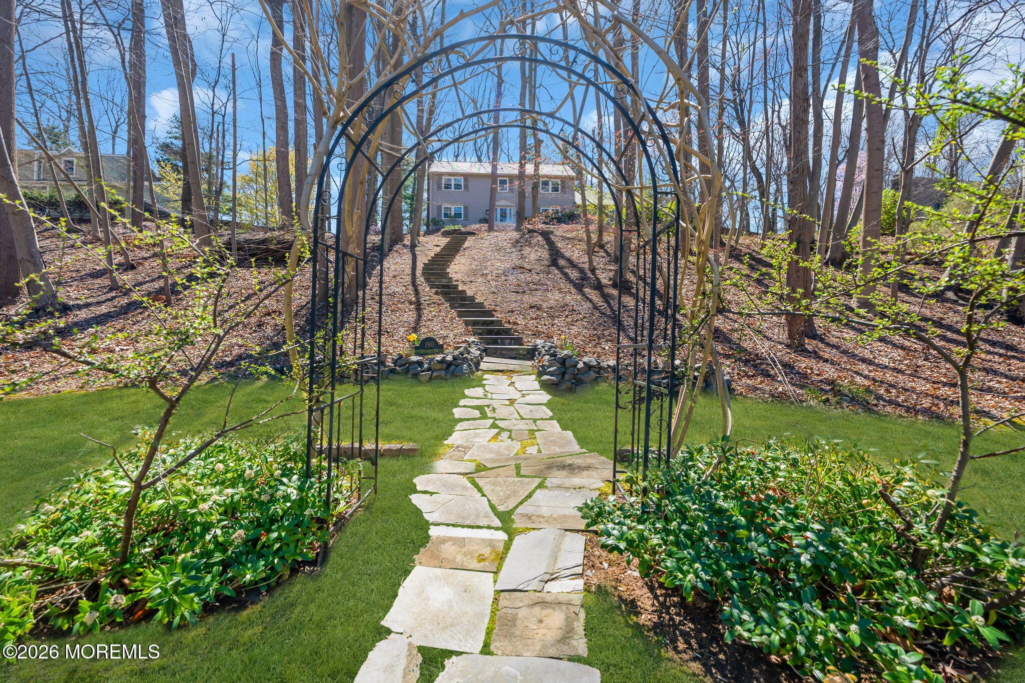 190 Deepdale Drive Image 3