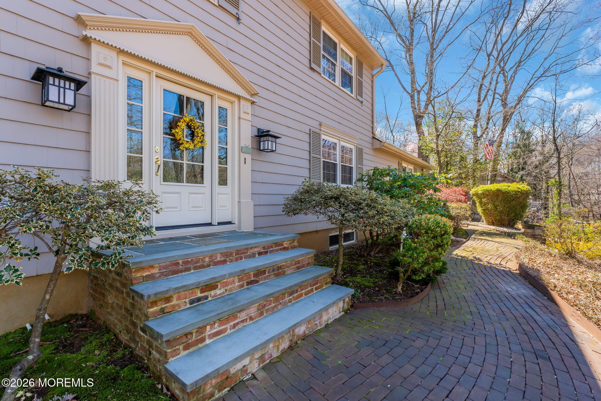 190 Deepdale Drive Image 4