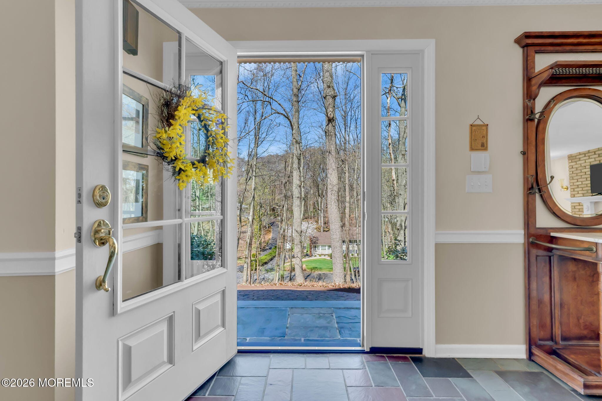 190 Deepdale Drive Image 5