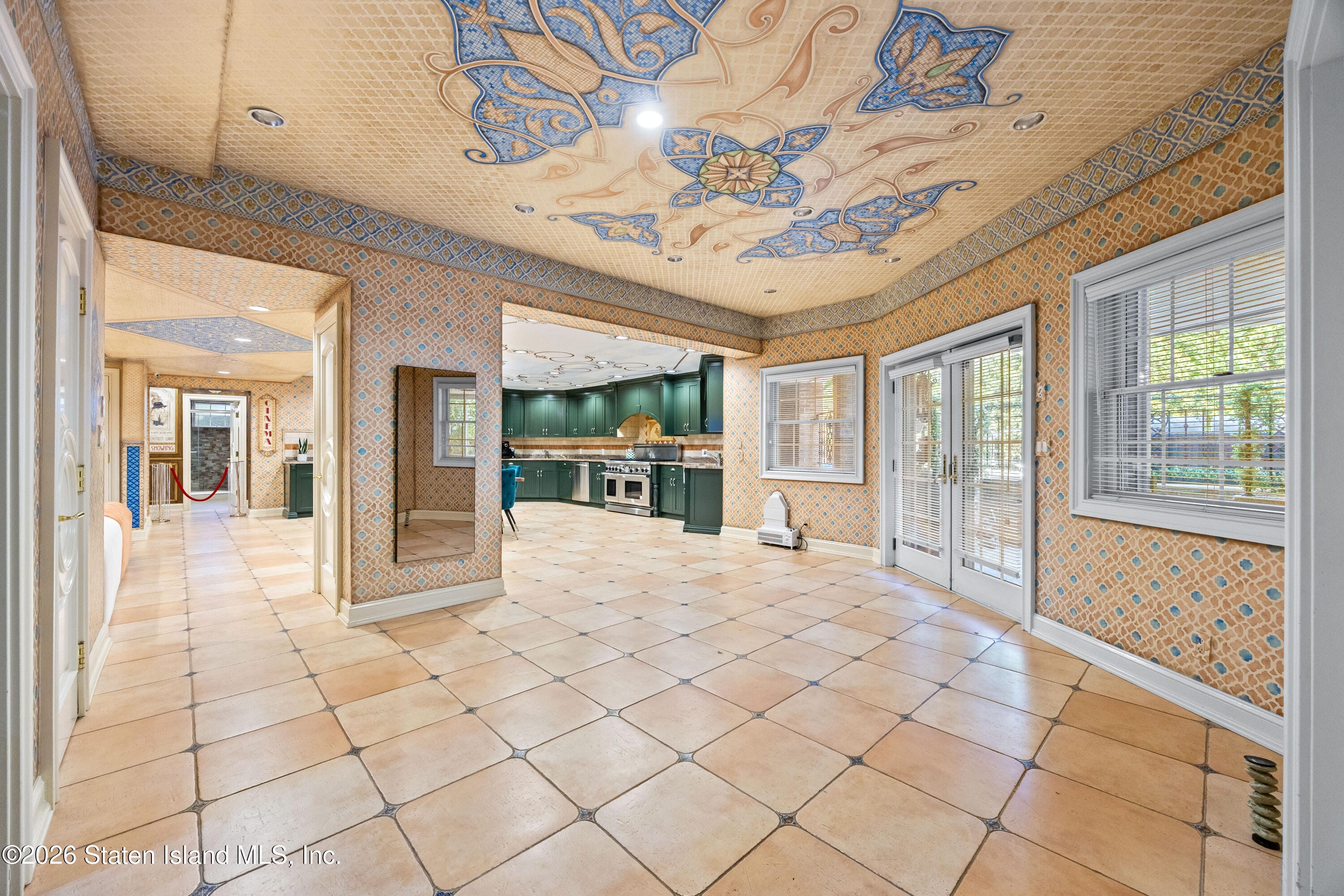 120 College Place, Staten Island, NY, 10304