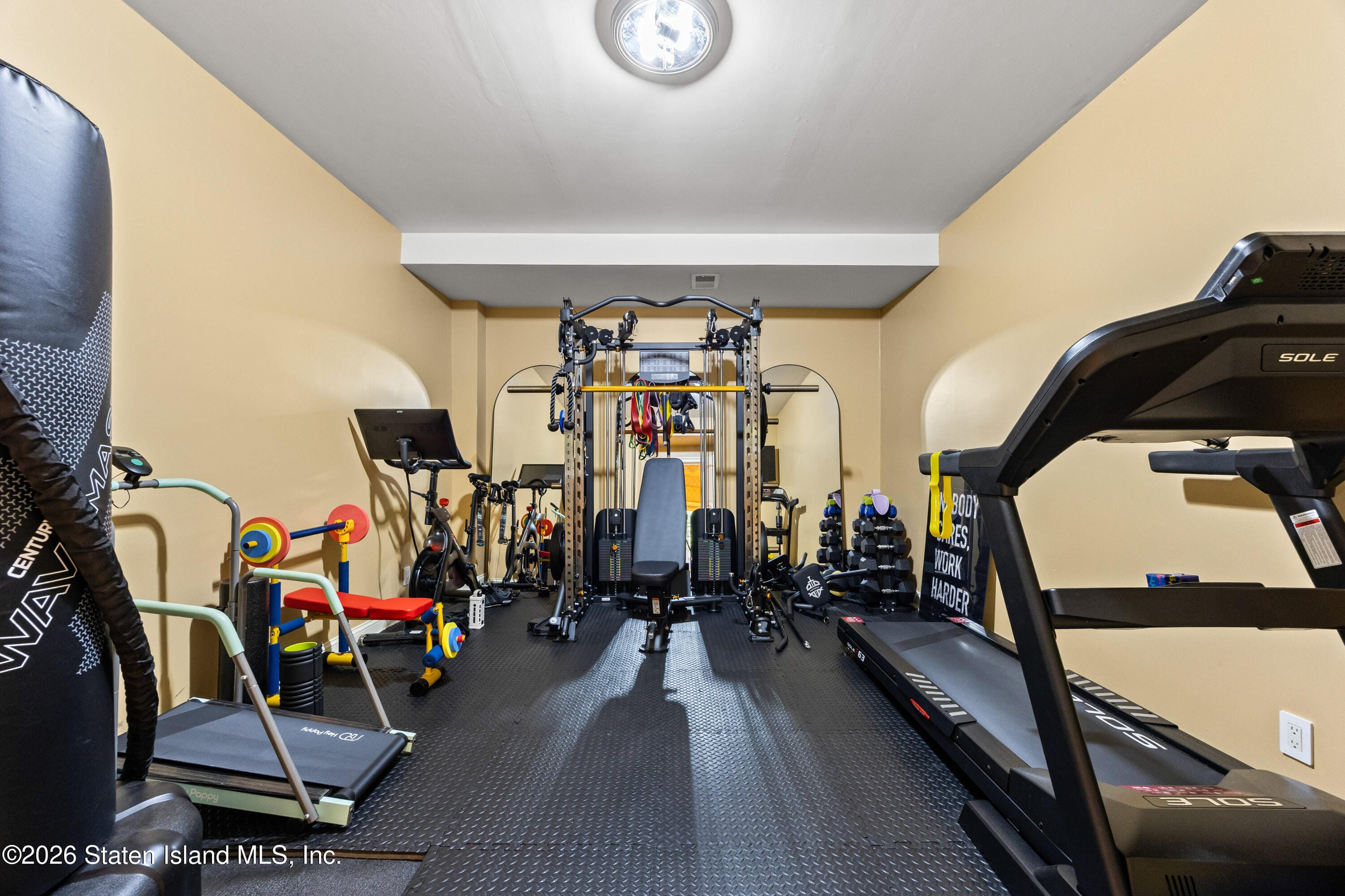 120 College Place, Staten Island, NY, 10304