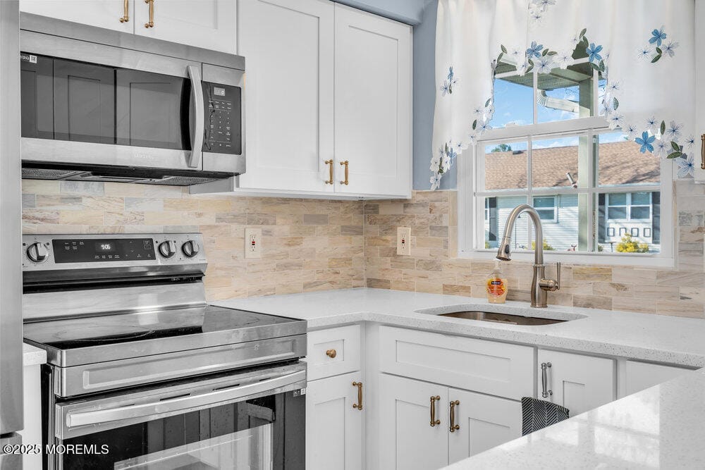 69 Sunset Road D Image 2