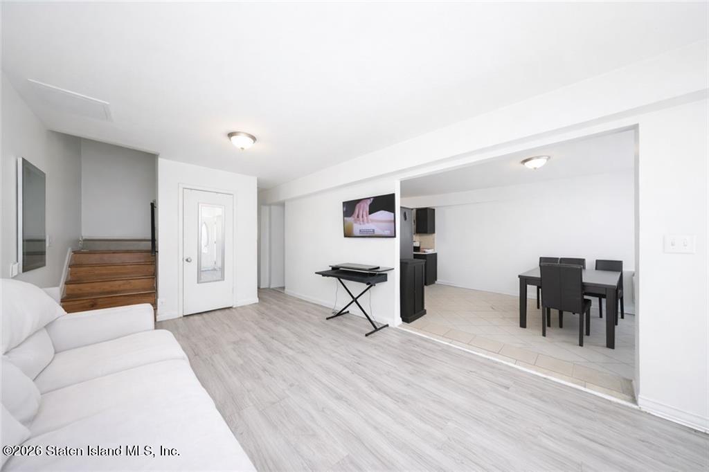 163 Boyd Street Image 5