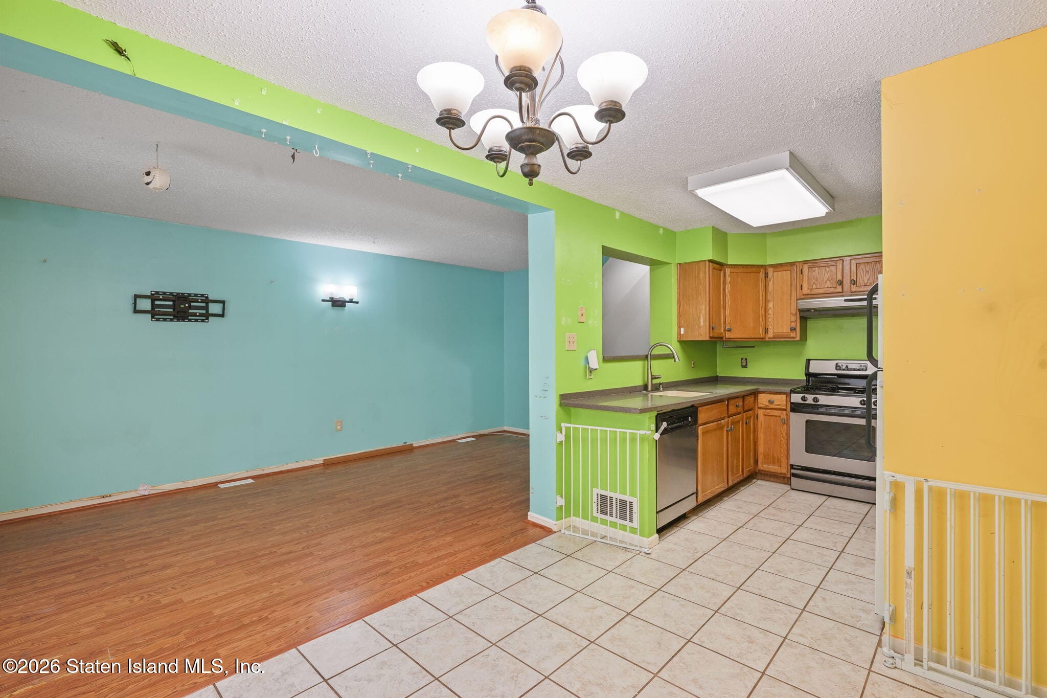 435 Ilyssa Way, Staten Island, NY, 10312 image 9