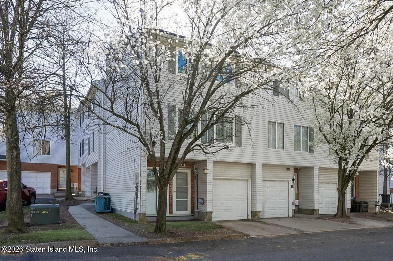 435 Ilyssa Way, Staten Island, NY, 10312 image 22