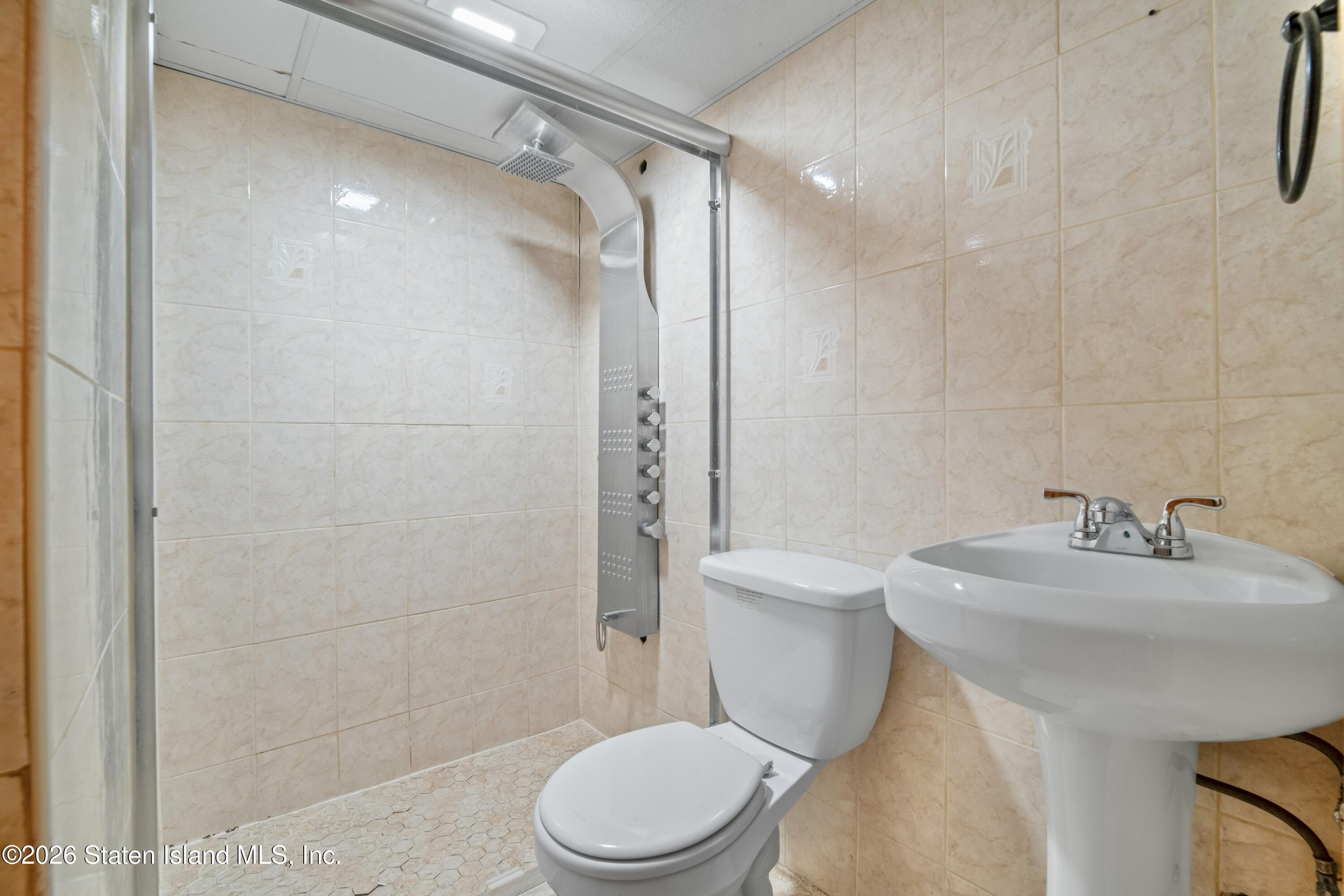 753 Woolley Avenue, Staten Island, NY, 10314 image 24