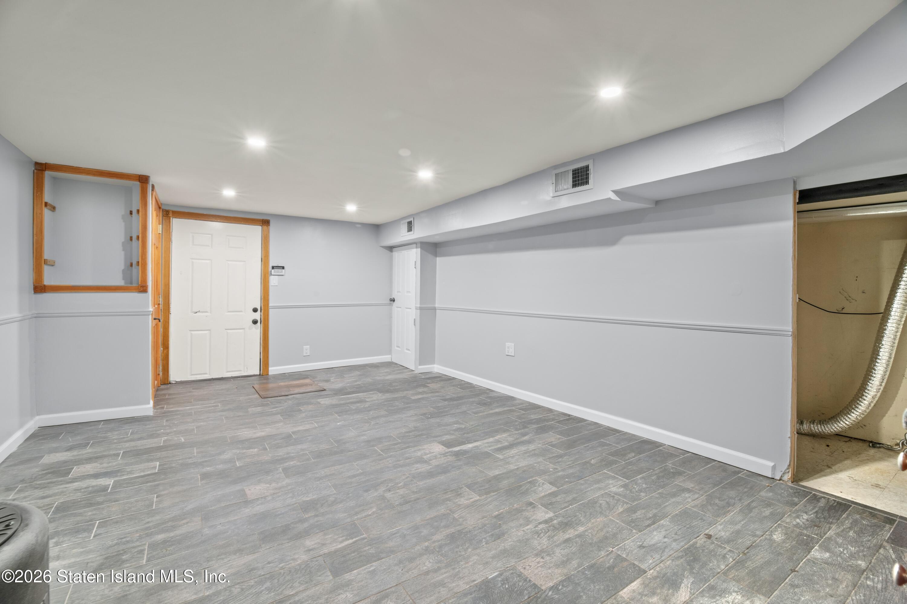 753 Woolley Avenue, Staten Island, NY, 10314 image 25