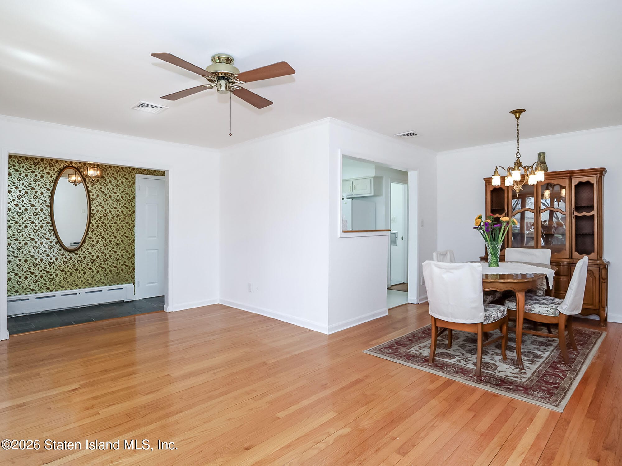 69 Reno Avenue Image 4