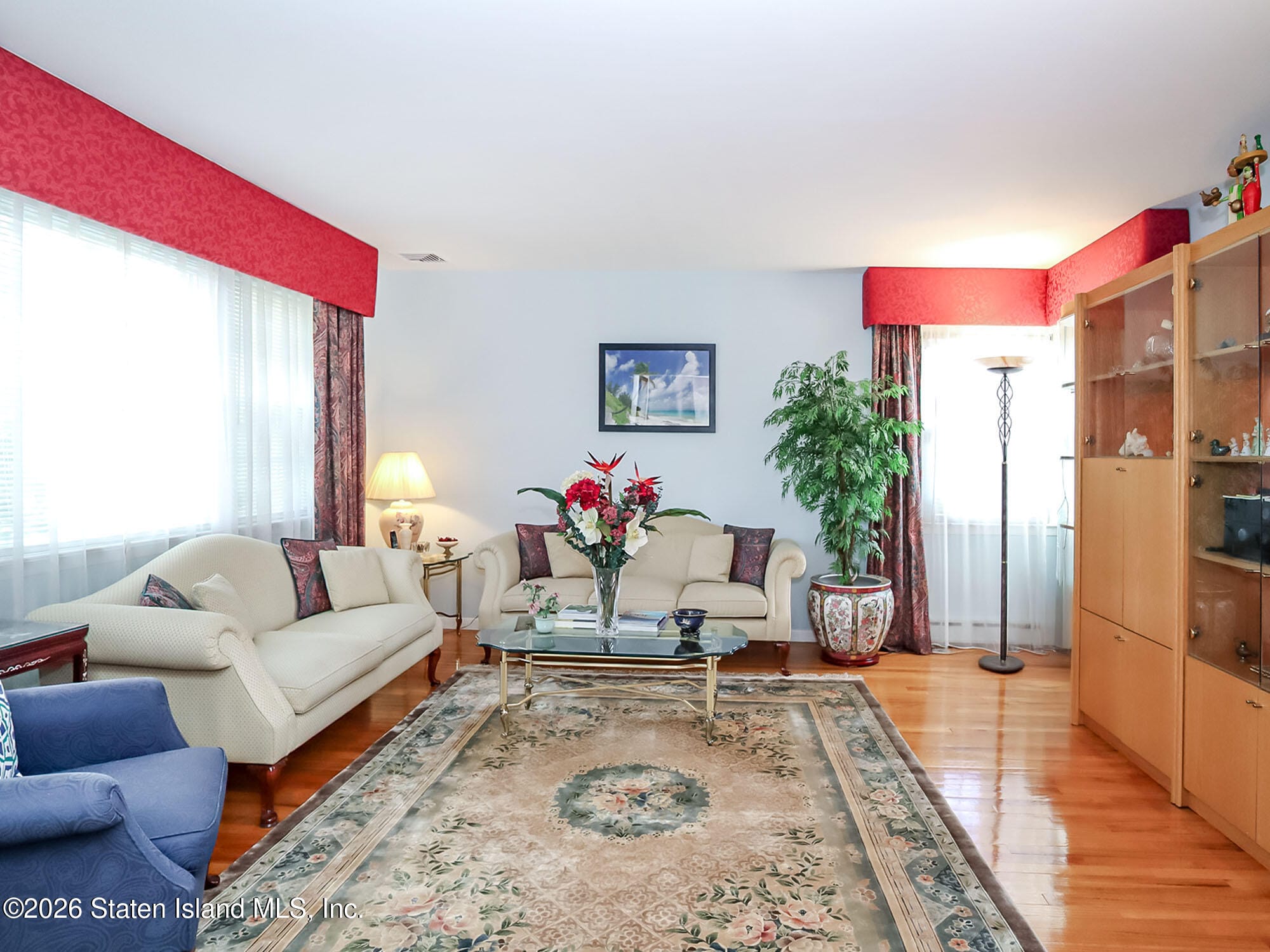 25 Dutchess Avenue Image 4