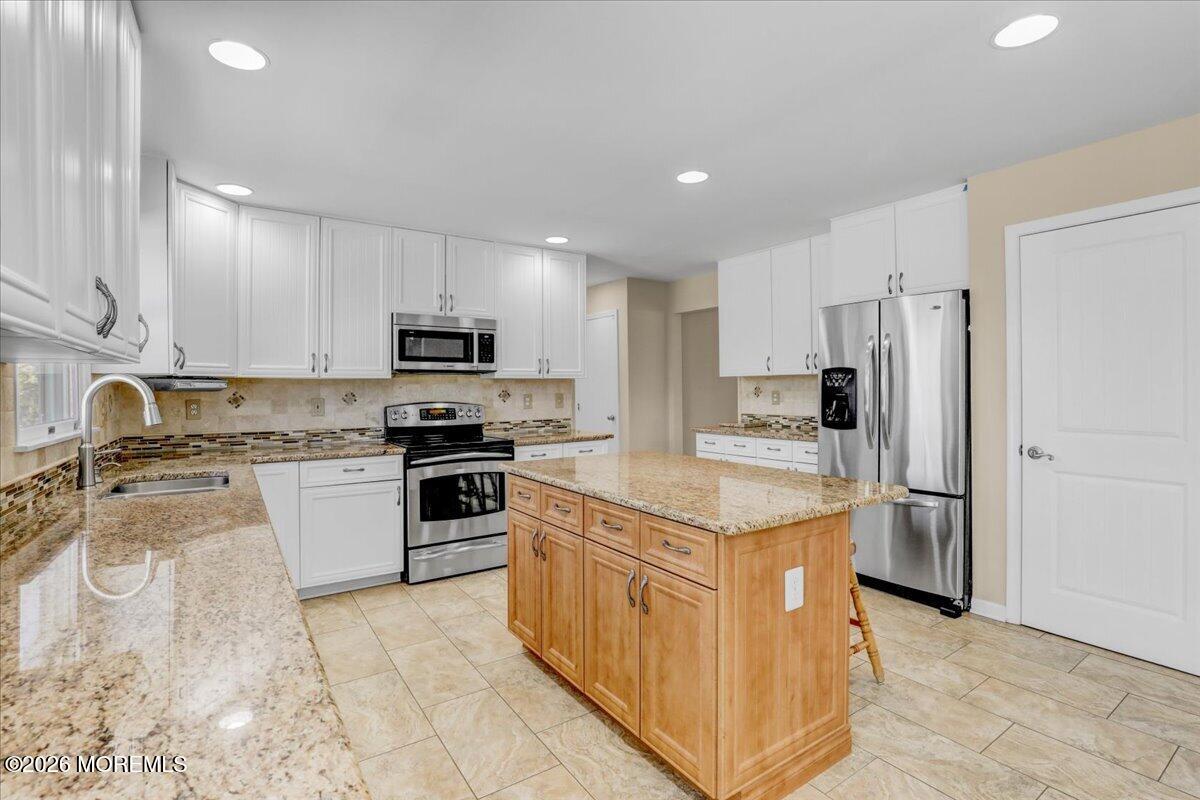 27 Regency Way, Manalapan, NJ, 07726 image 9