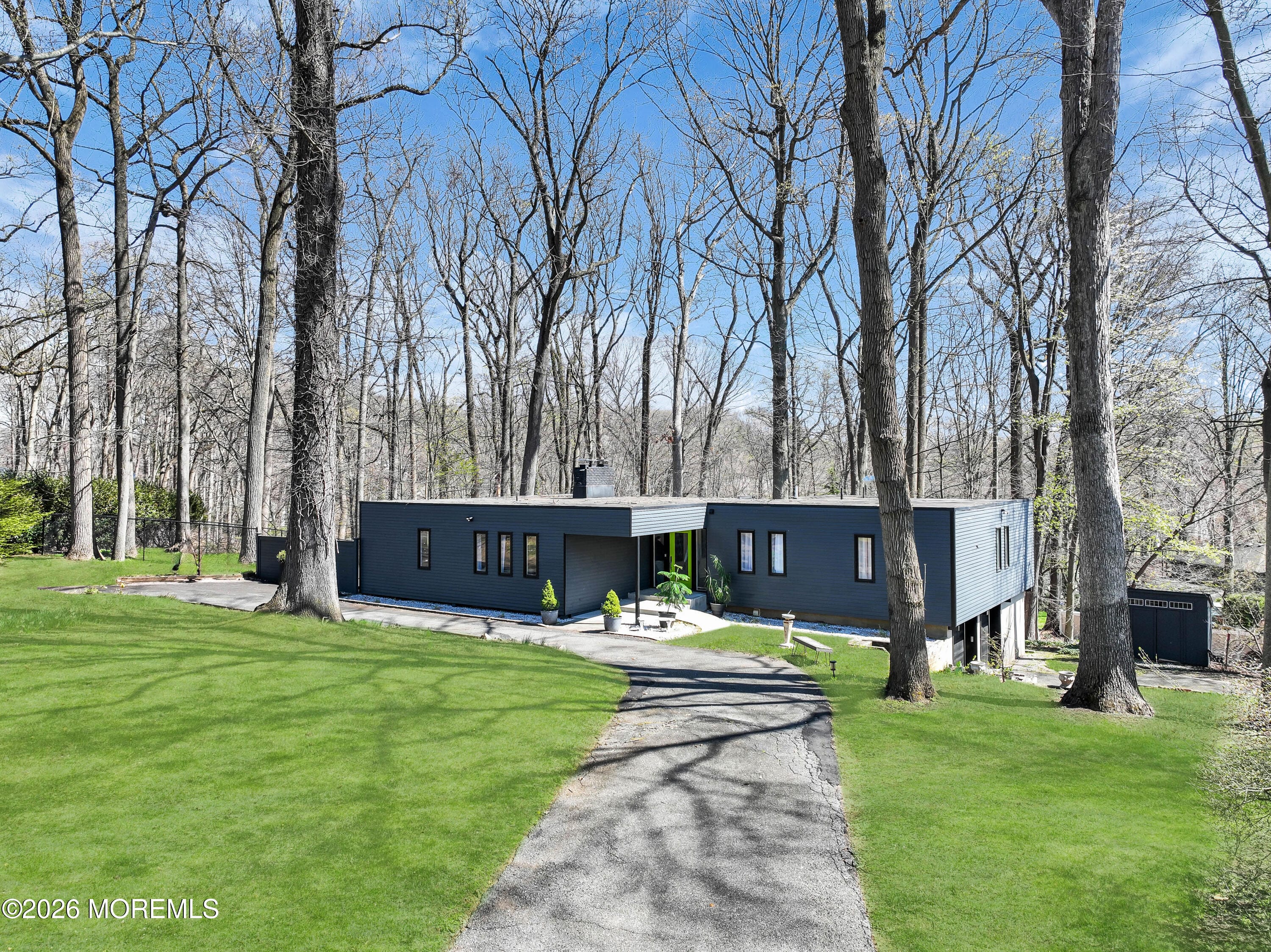 19 W Parkway Place Image 2