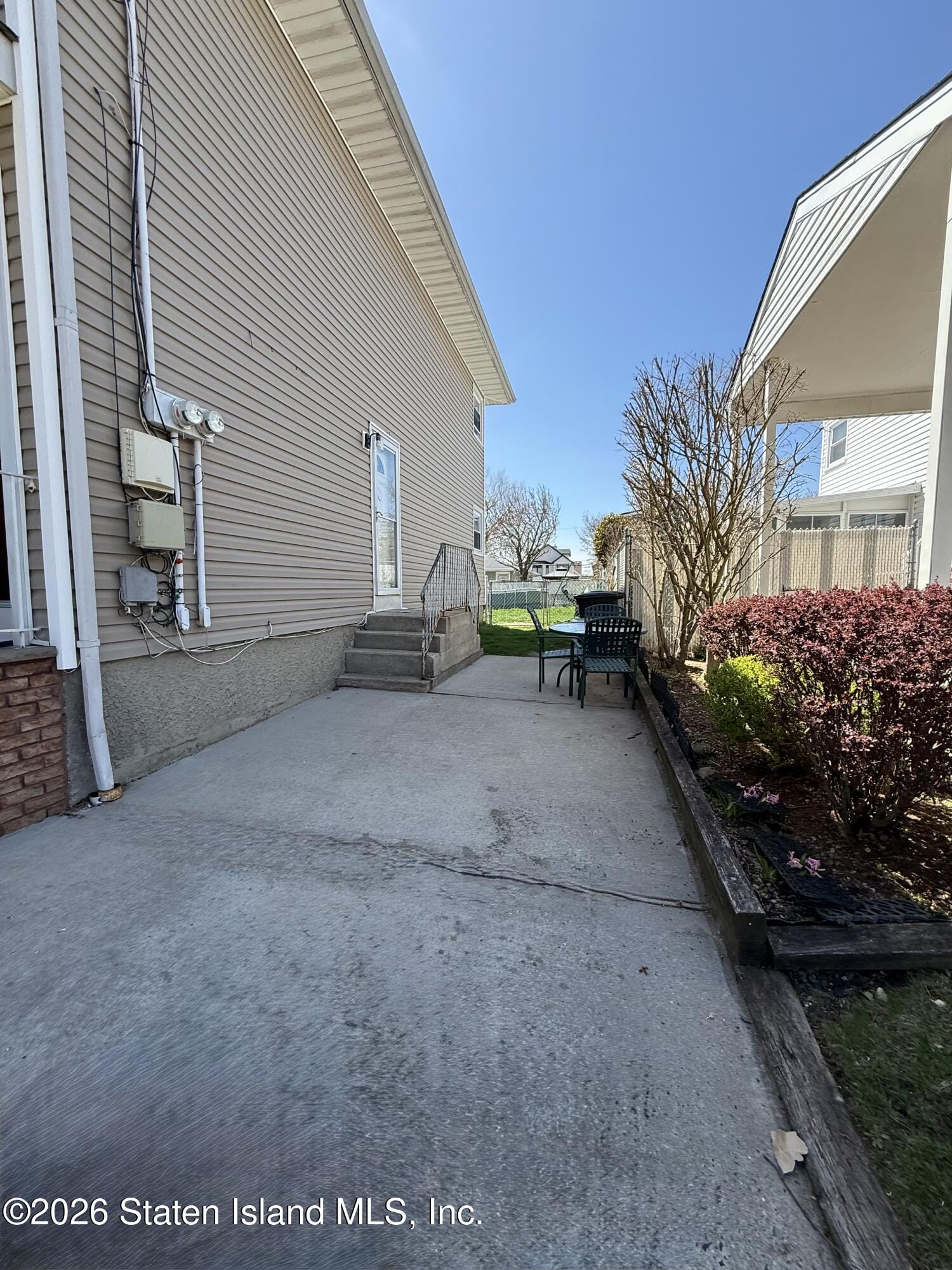 36 Pacific Avenue Image 2