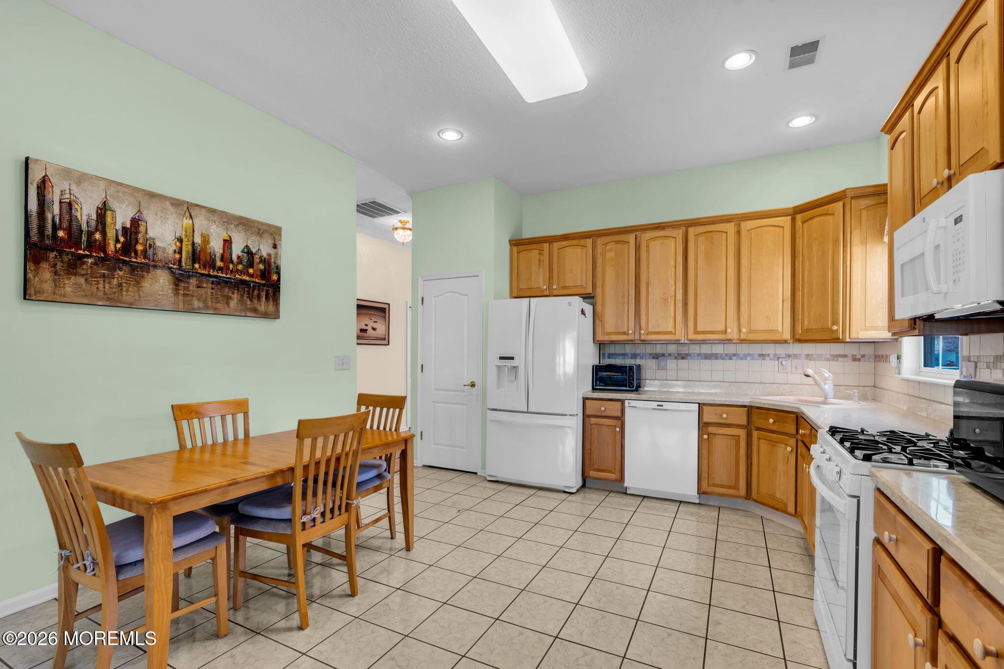 2 Heathersway Court, Lakewood, NJ, 08701 image 18