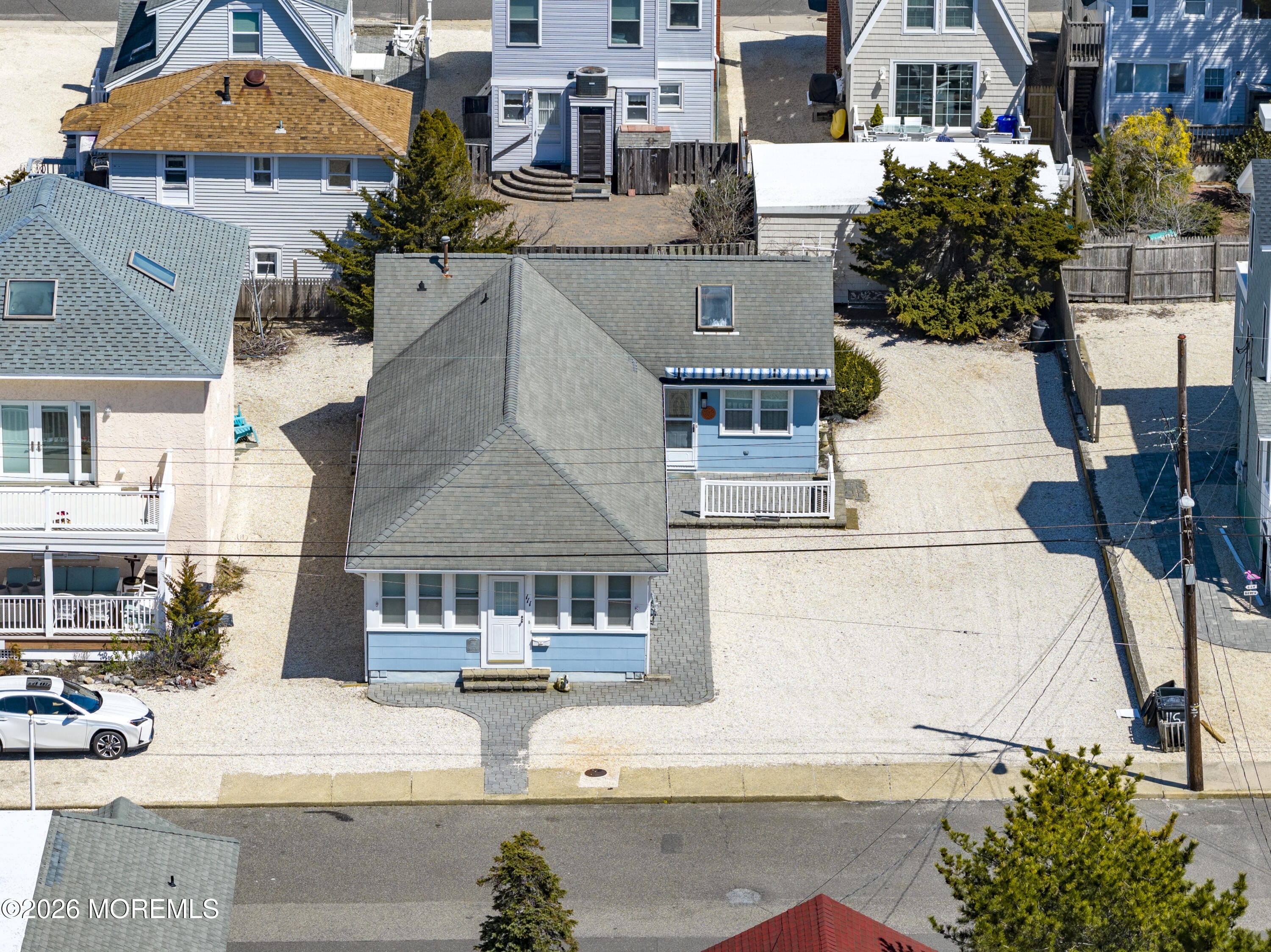 111 E 22nd Street Image 5