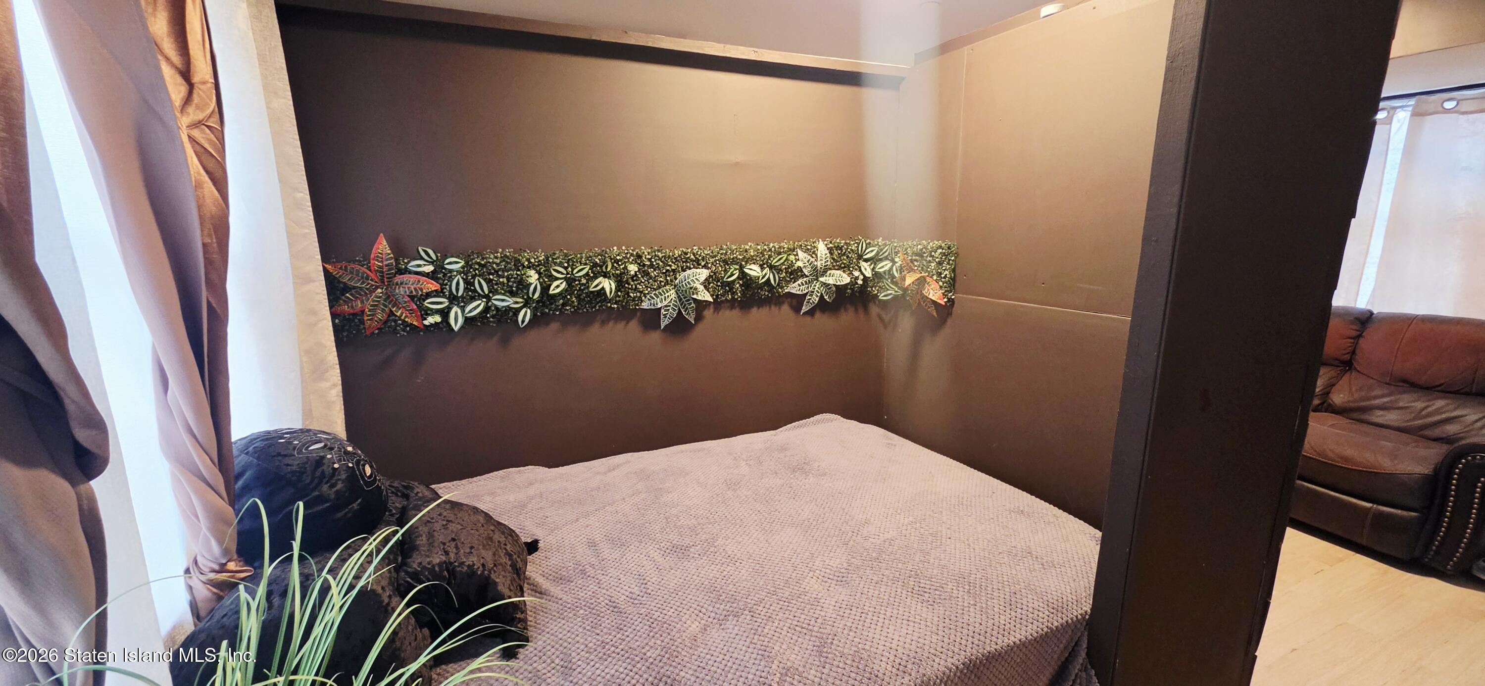 35 Ronald Avenue, Staten Island, NY, 10303 image 9