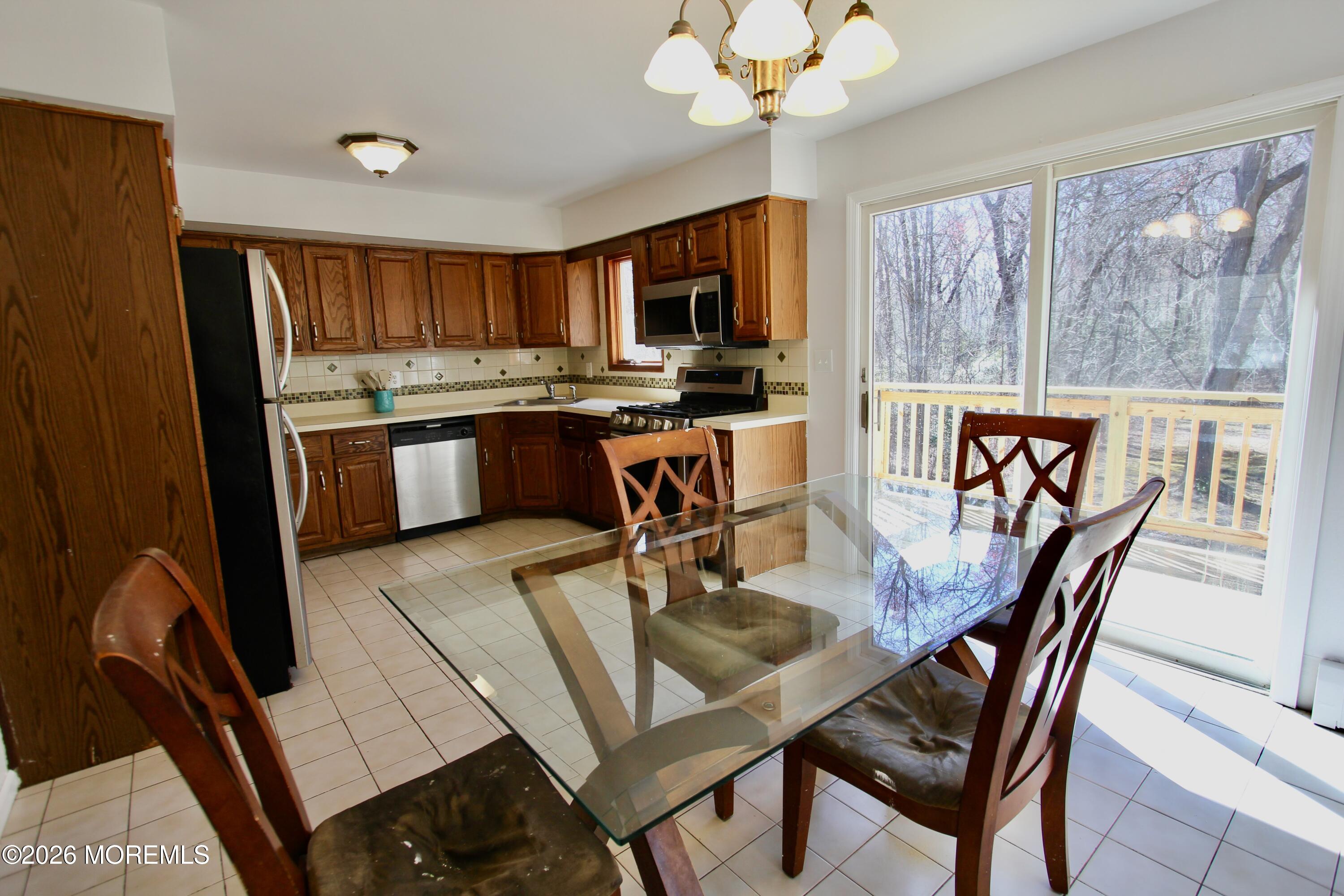 1617 Woodfield Avenue Image 3