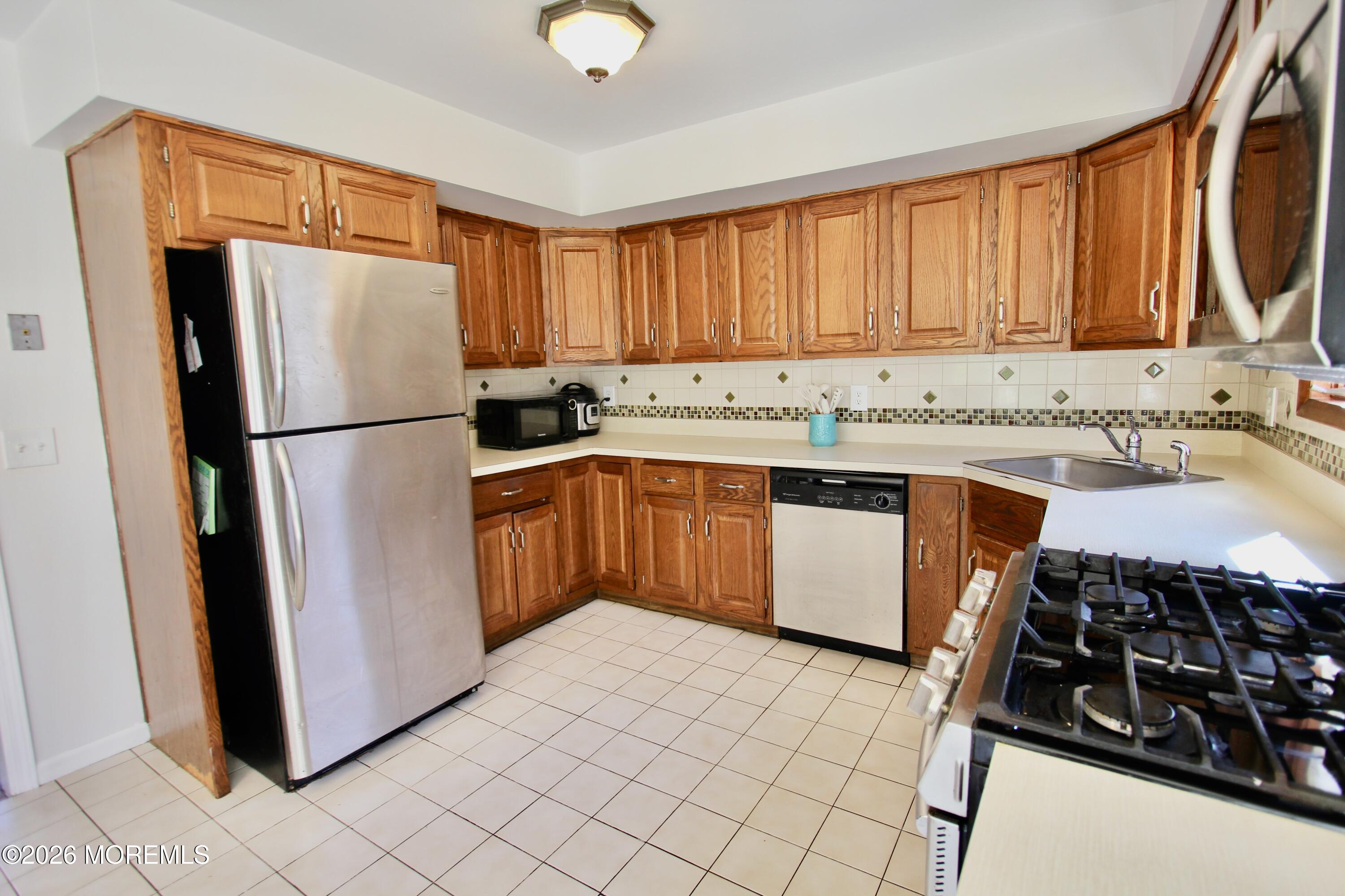 1617 Woodfield Avenue Image 4