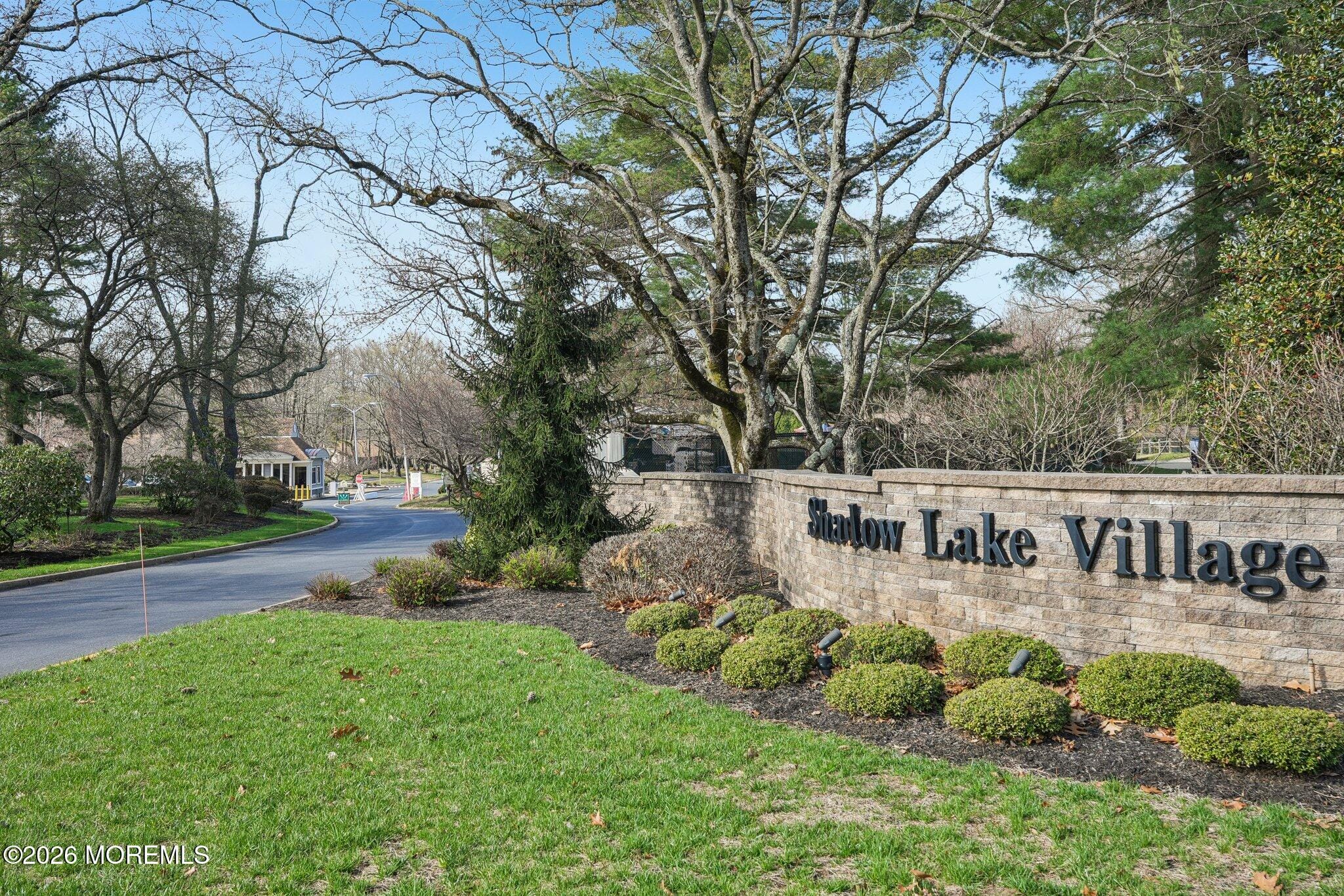 93 Lexington Court Image 2