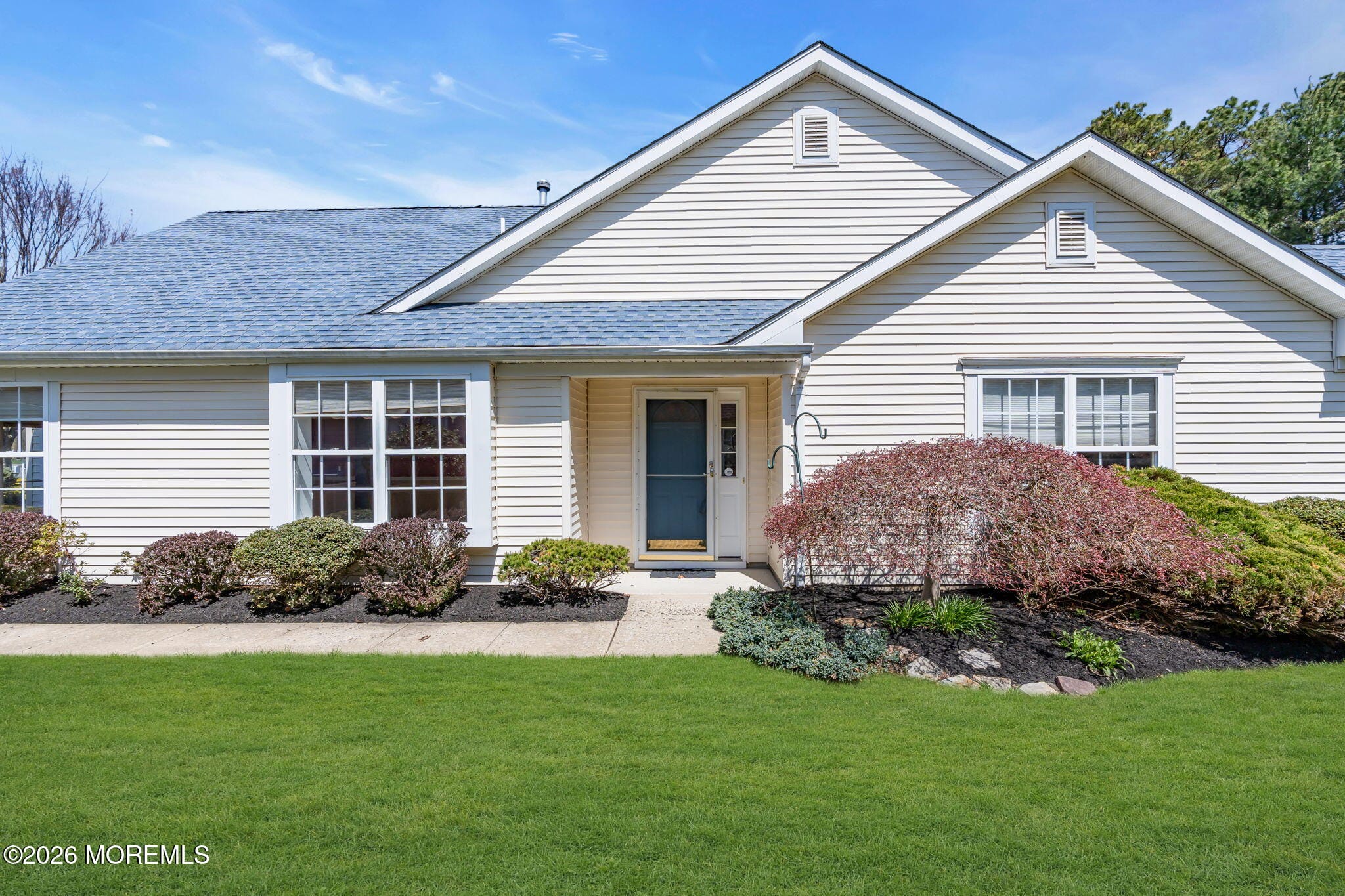 2621 Meadow Lake Drive Image 2