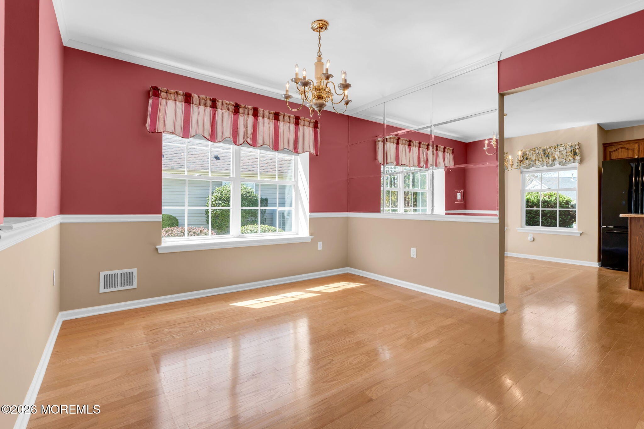 2621 Meadow Lake Drive Image 5